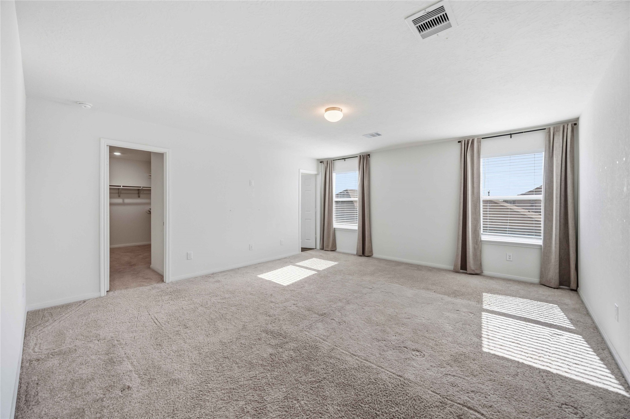 2111 Katalonia Lane Property Photo 18