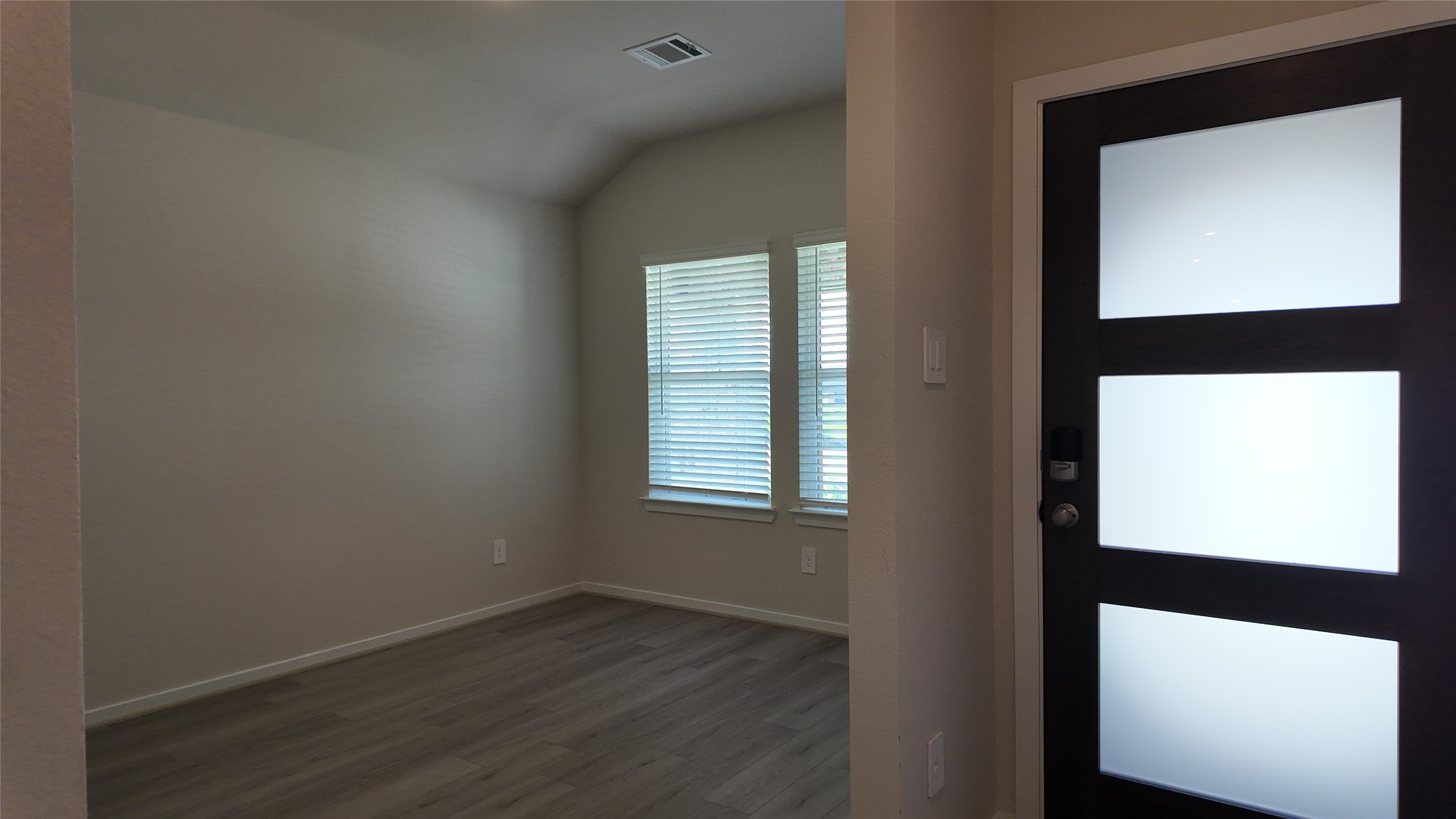 16281 Parish Pointe Court Property Photo 4