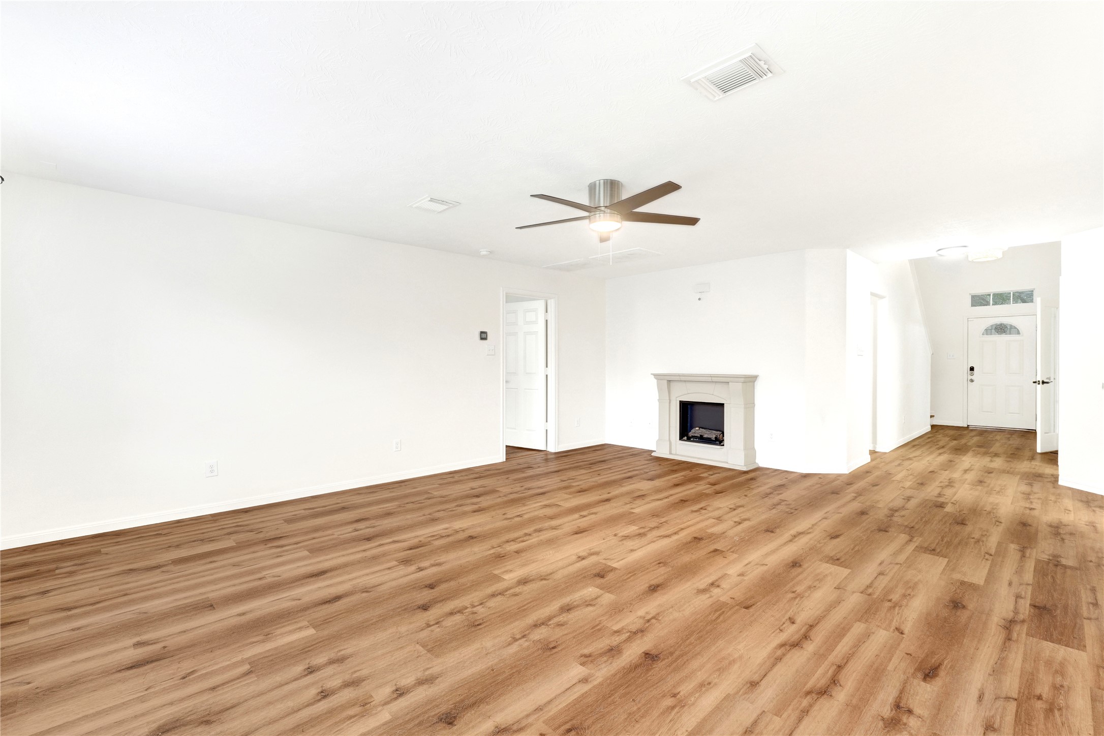 8518 Windy Thicket Lane Property Photo 12