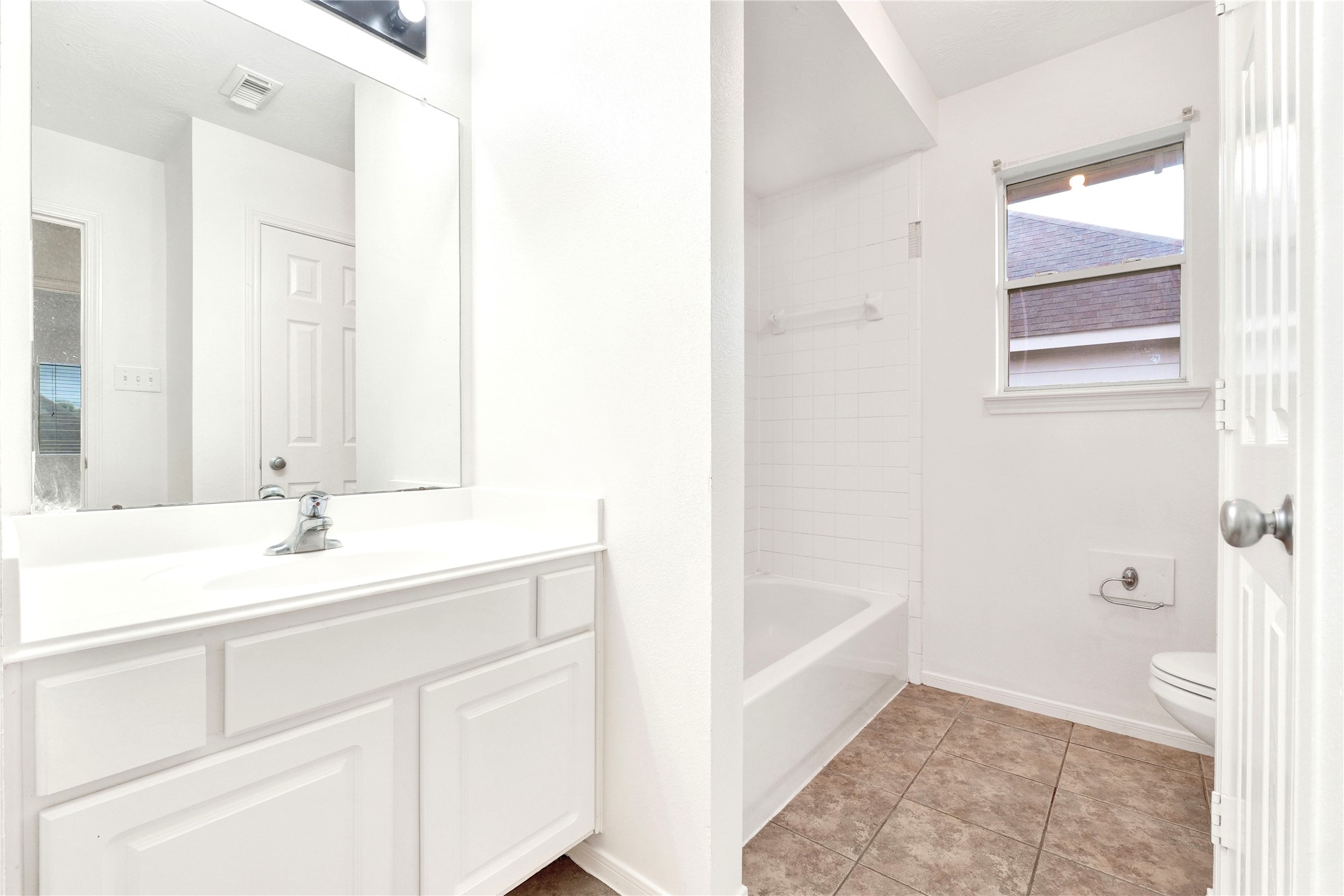 8518 Windy Thicket Lane Property Photo 24
