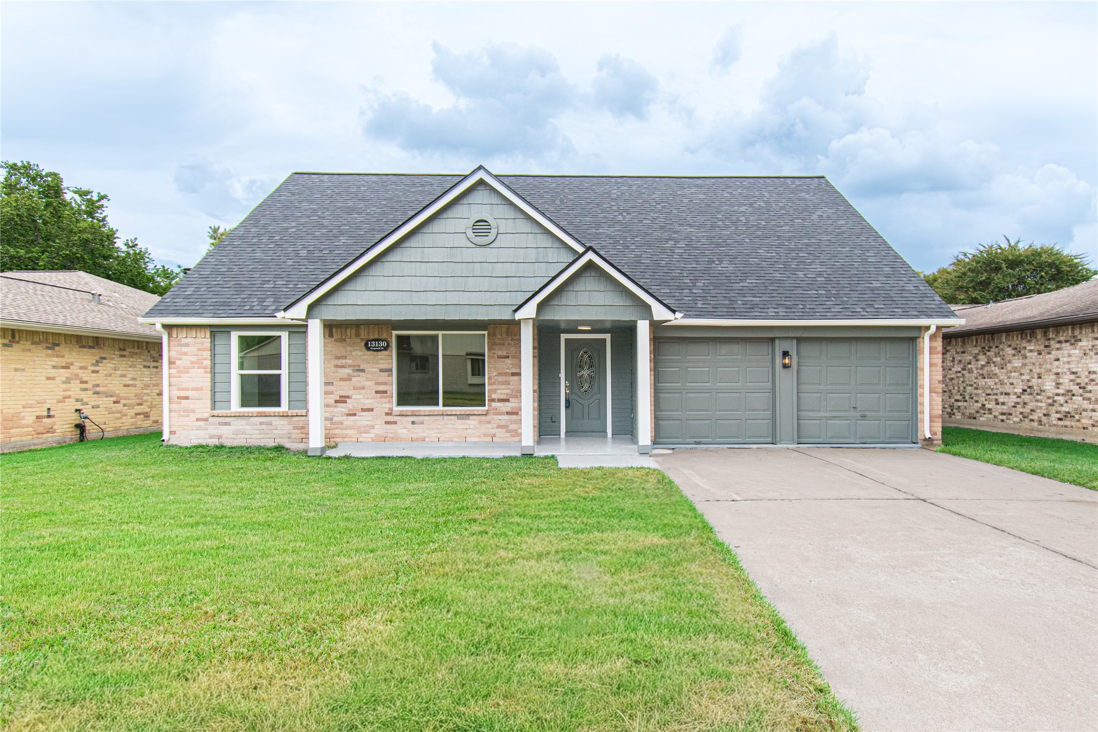 13130 Kingsmill Drive Property Photo 2