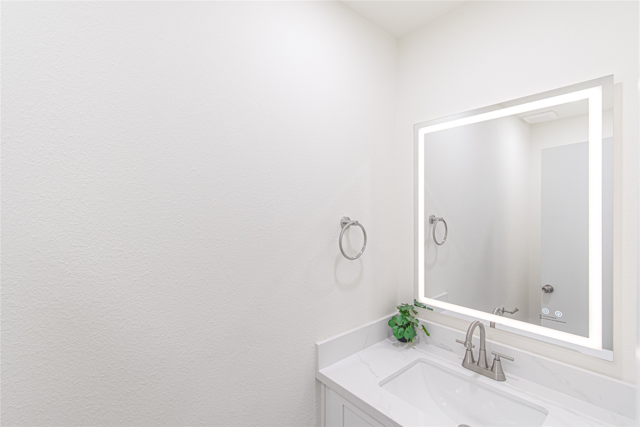 13130 Kingsmill Drive Property Photo 21
