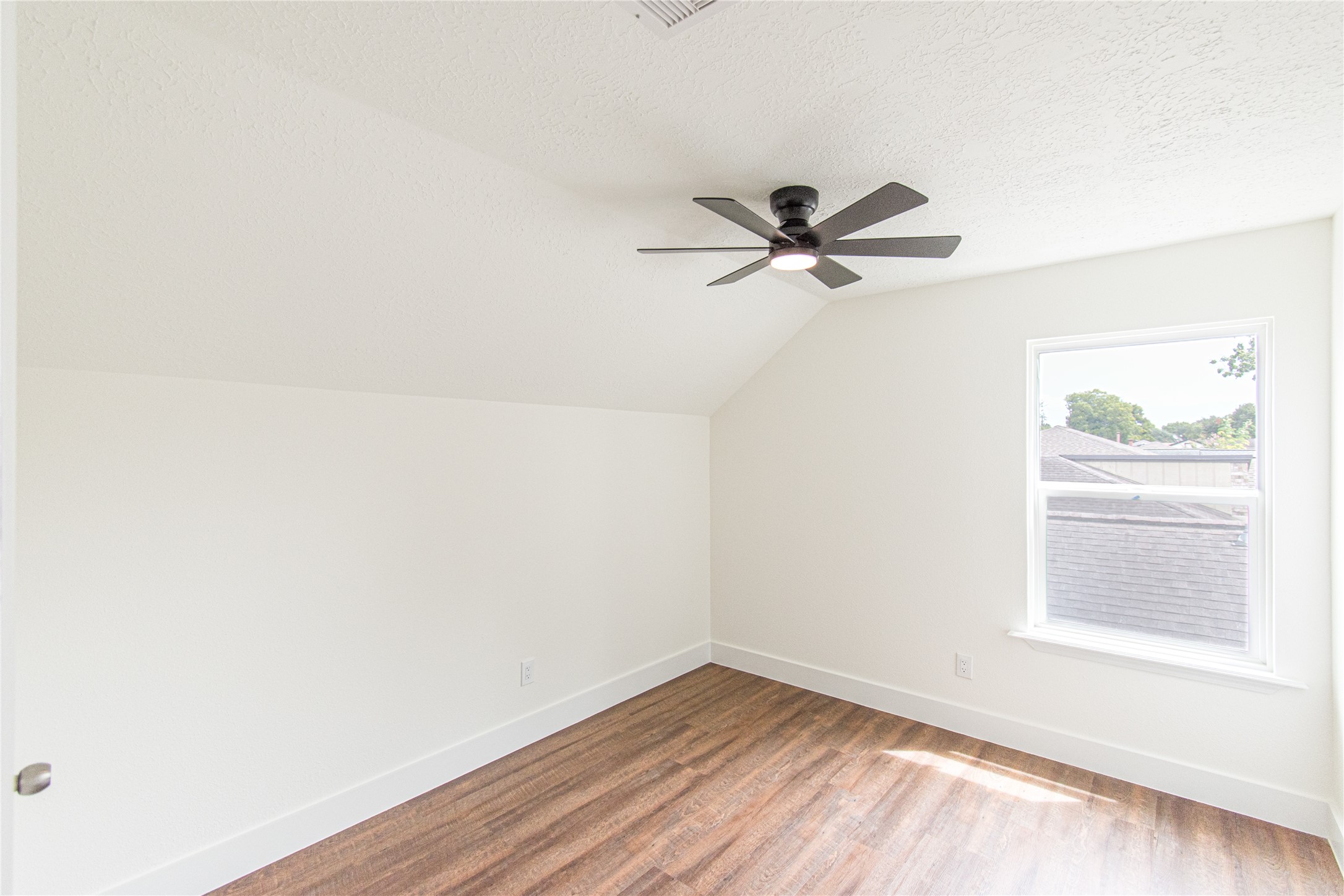 13130 Kingsmill Drive Property Photo 32