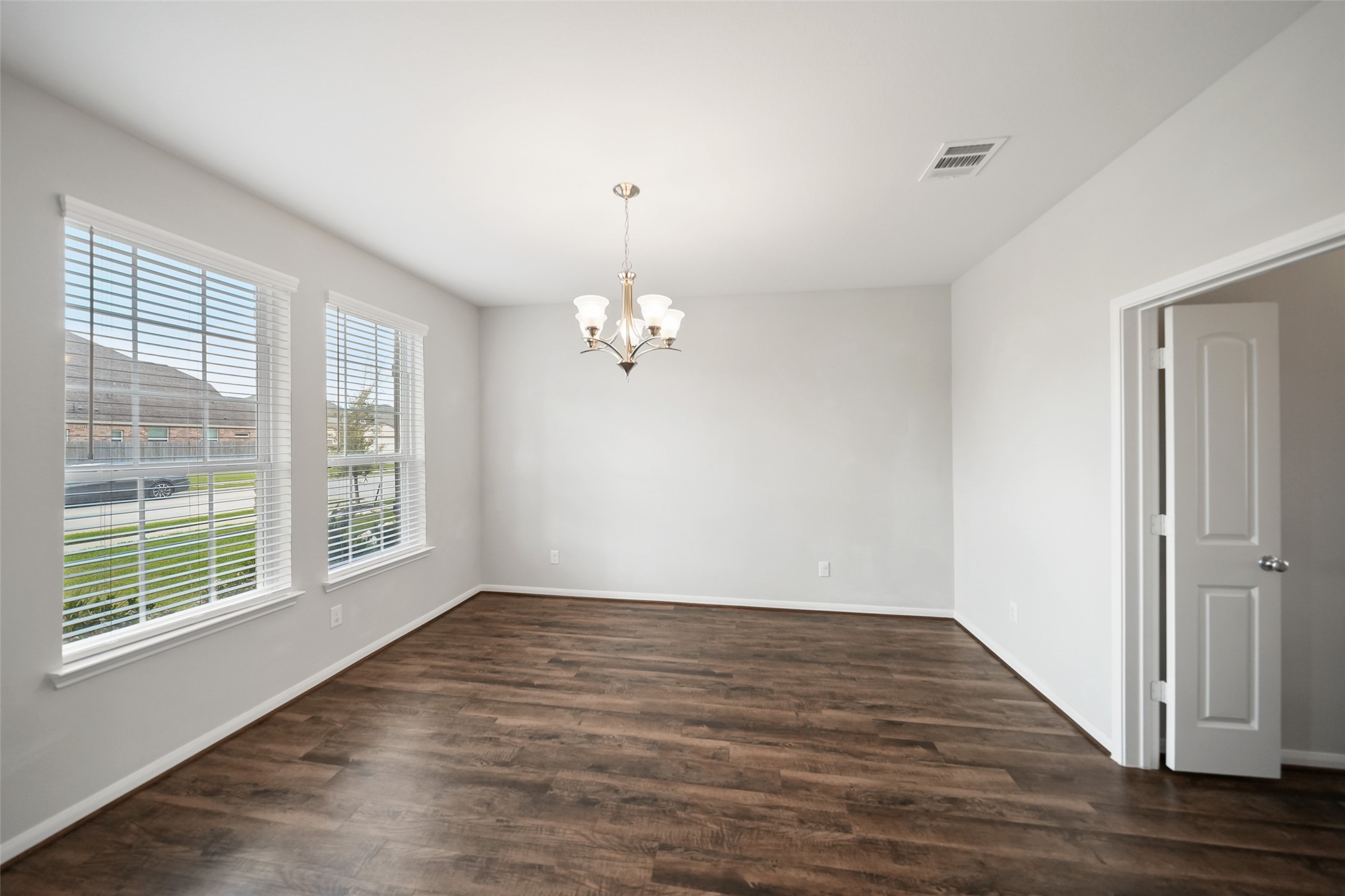 234 Ashley Way Property Photo 4