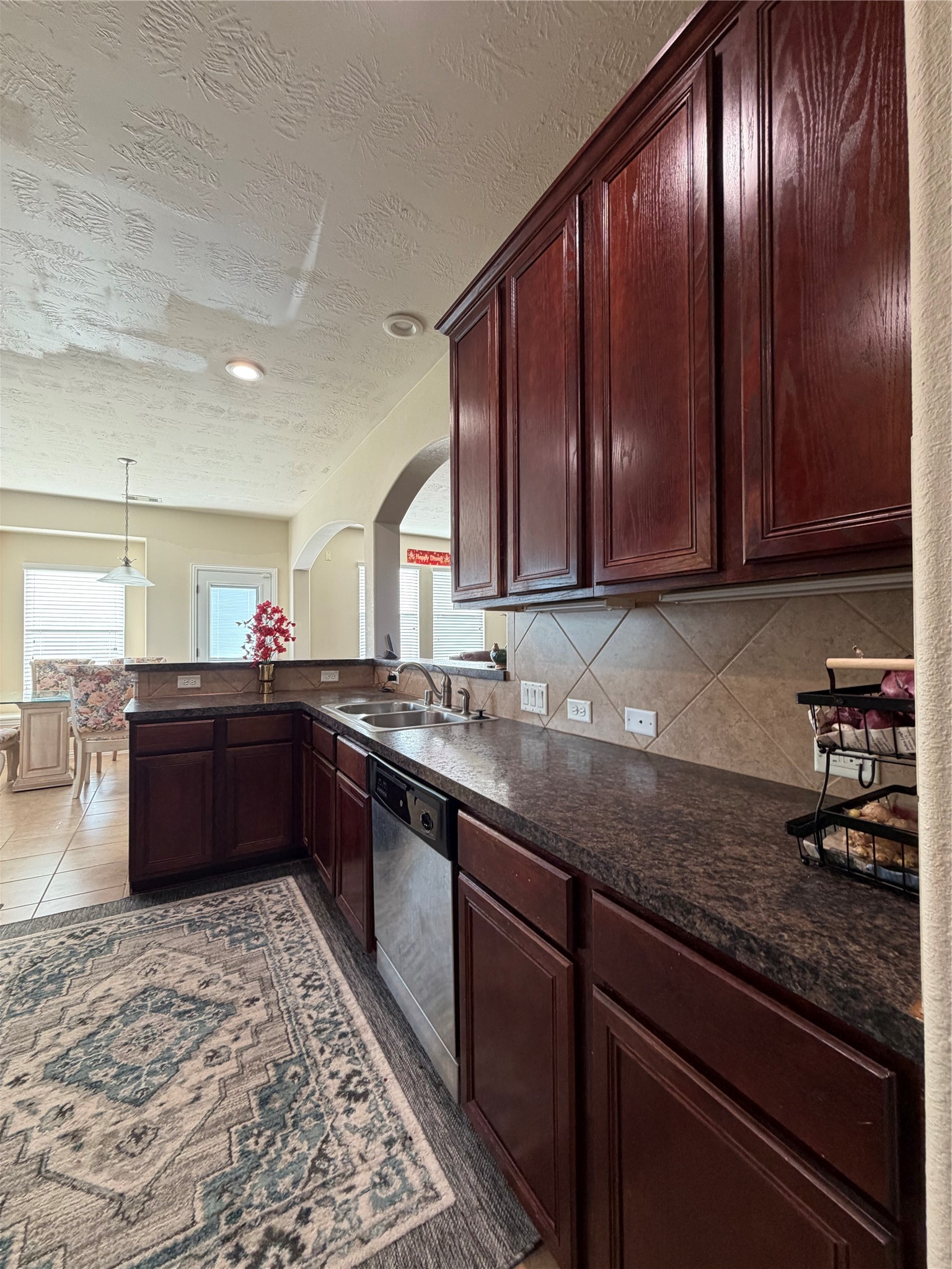 5207 Clipper Hill Court Property Photo 6