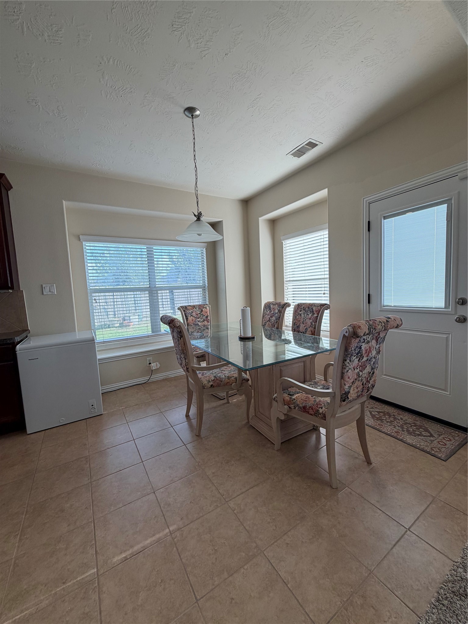 5207 Clipper Hill Court Property Photo 8