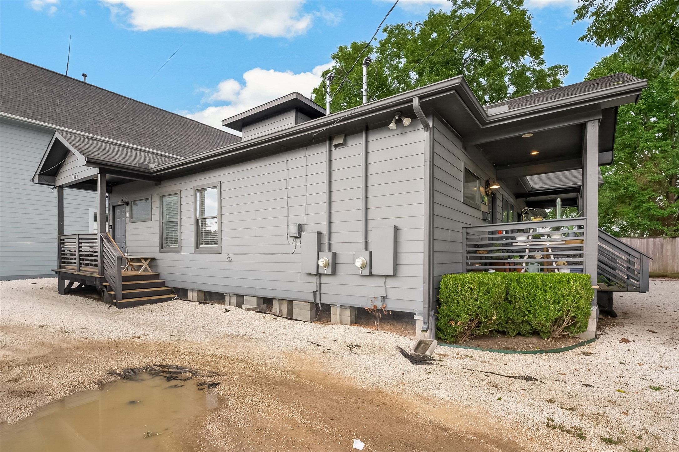 1619 Dumble Street Property Photo 3