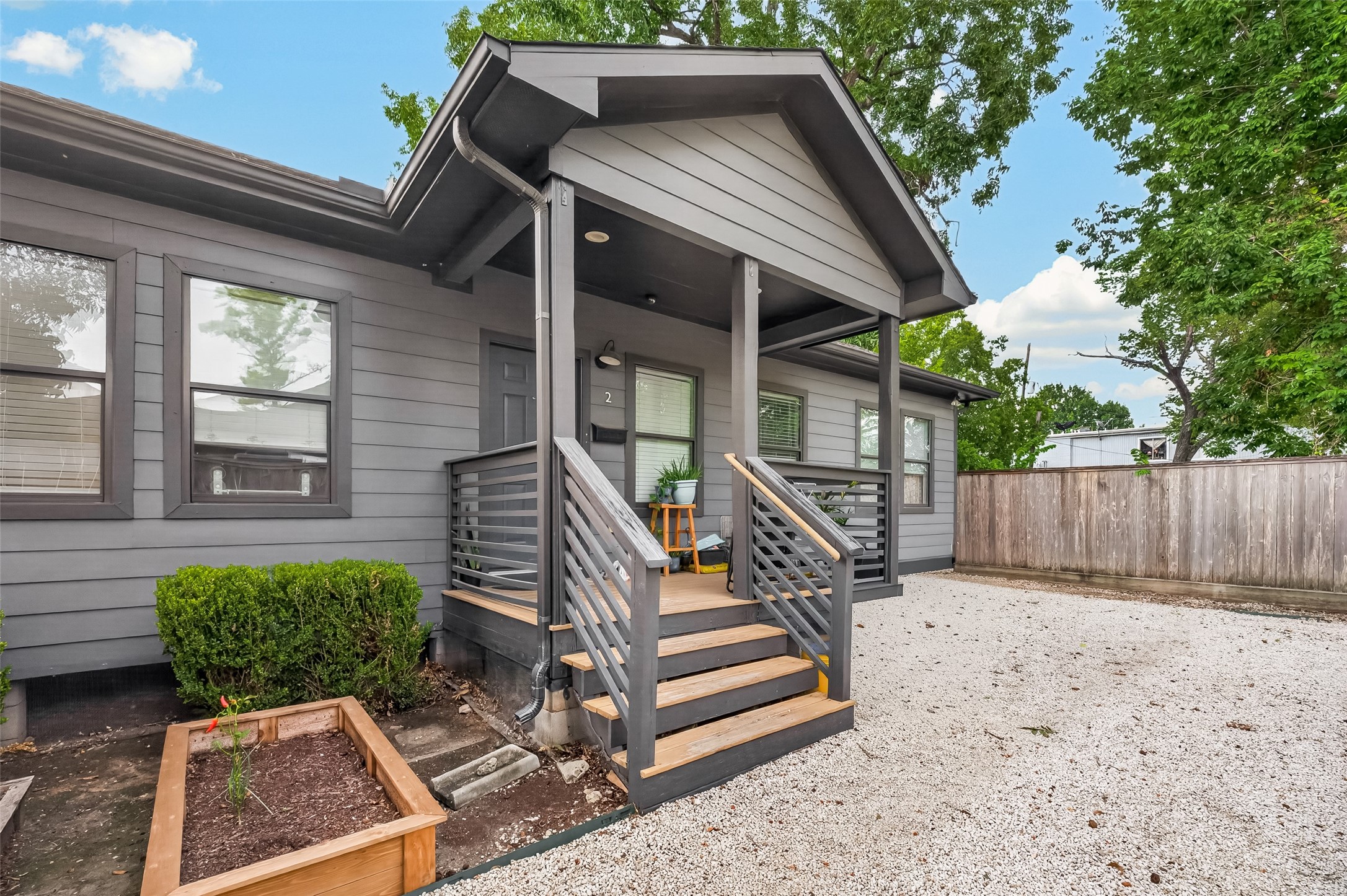 1619 Dumble Street Property Photo 4
