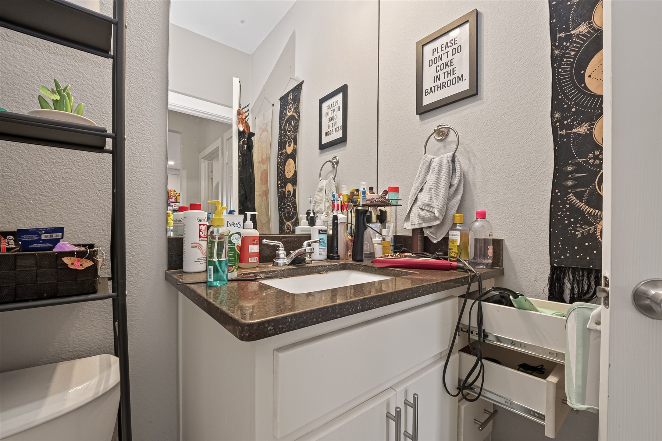 1619 Dumble Street Property Photo 17