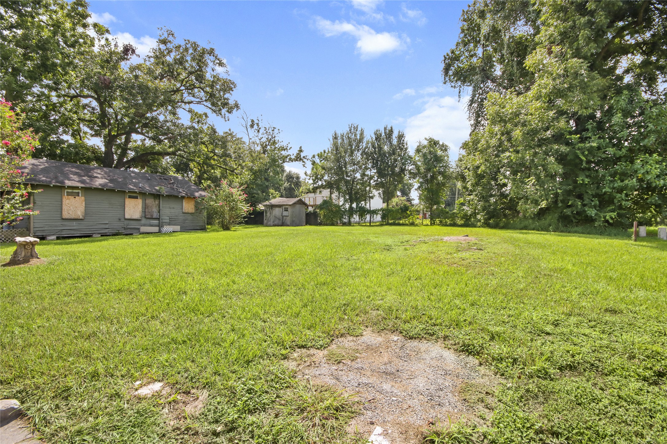 1428 E 34th Street Property Photo 9