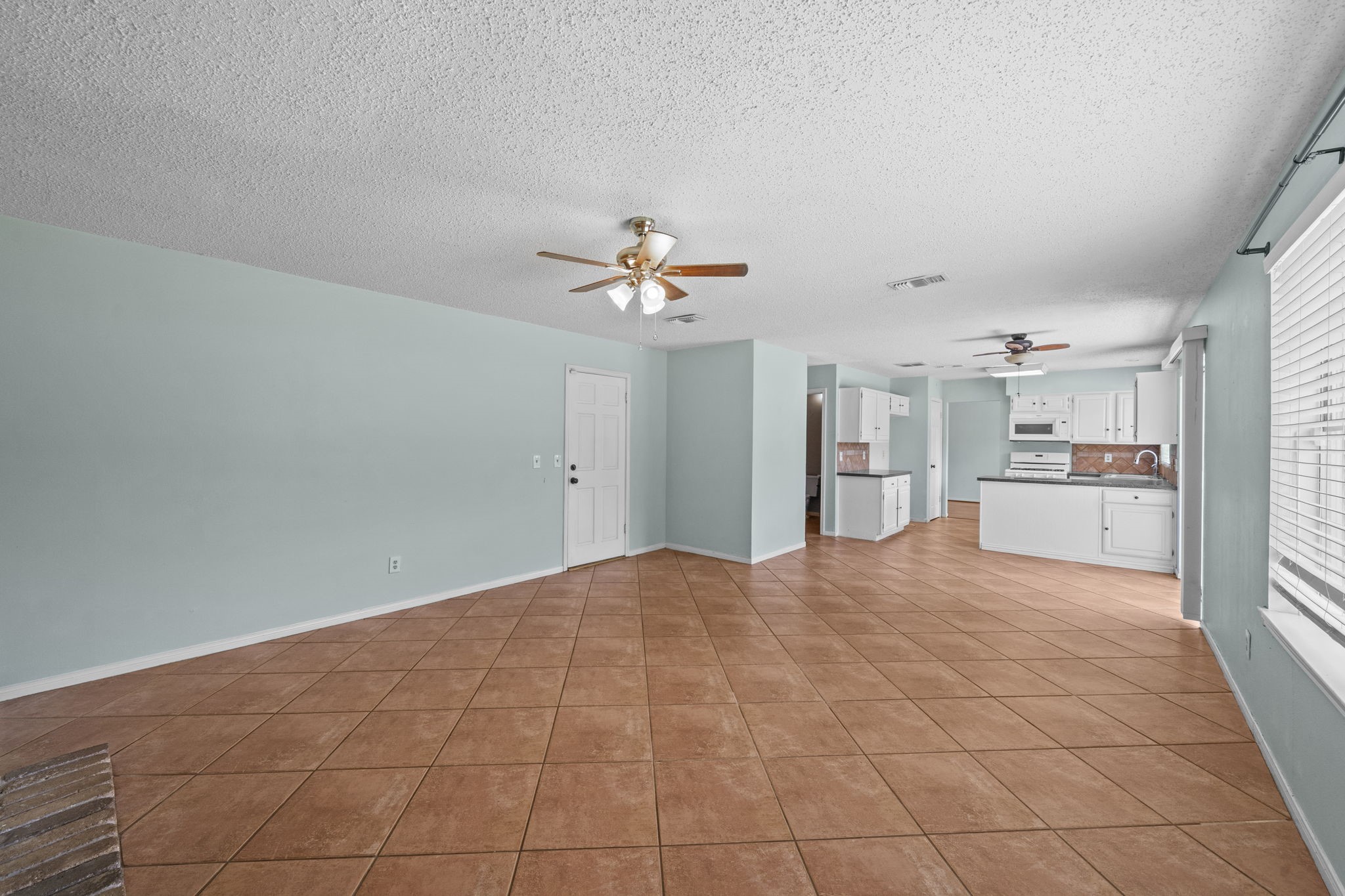 11303 Golden Ray Drive Property Photo 16