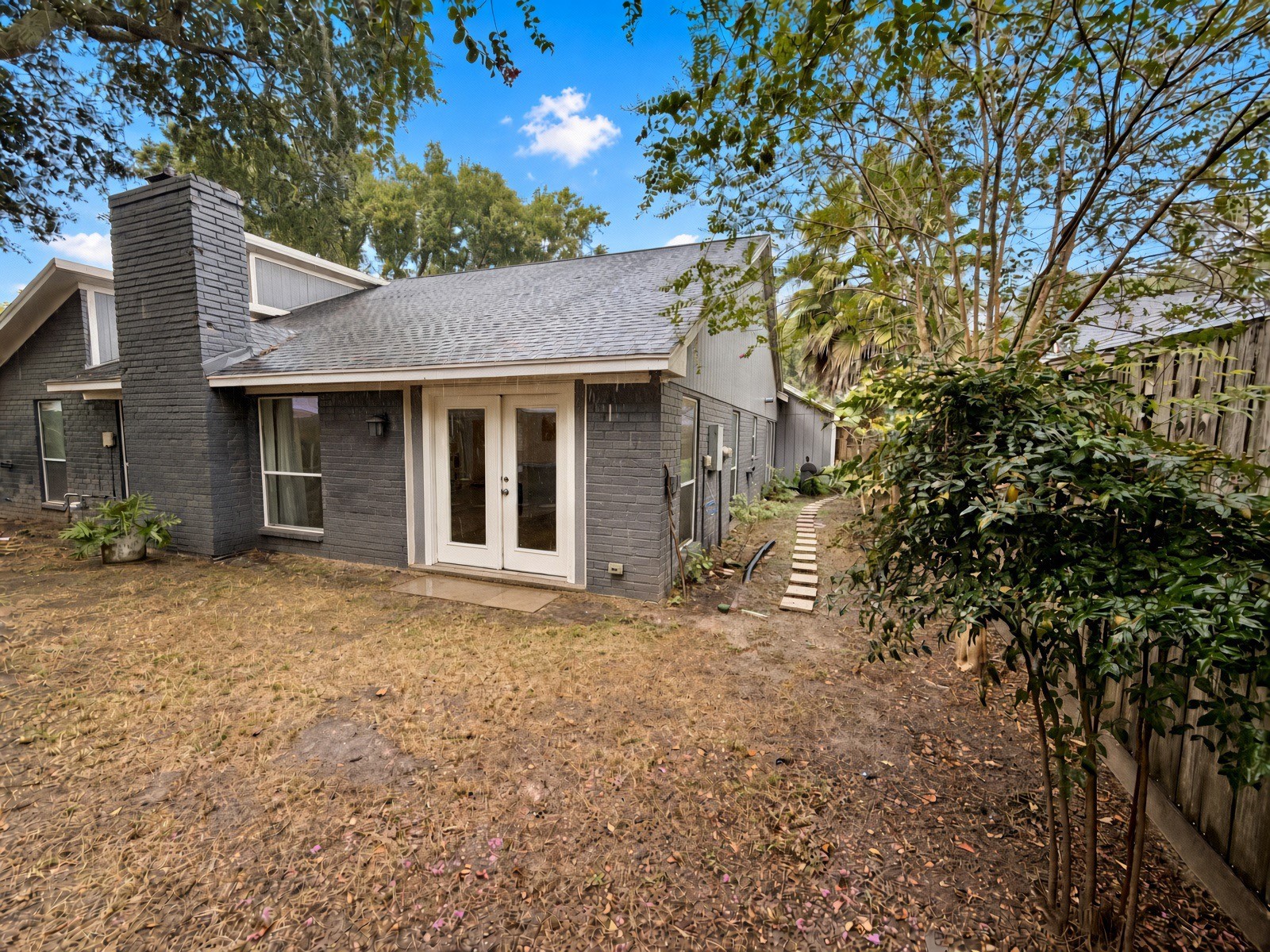 15623 Sandy Hill Drive Property Photo 19