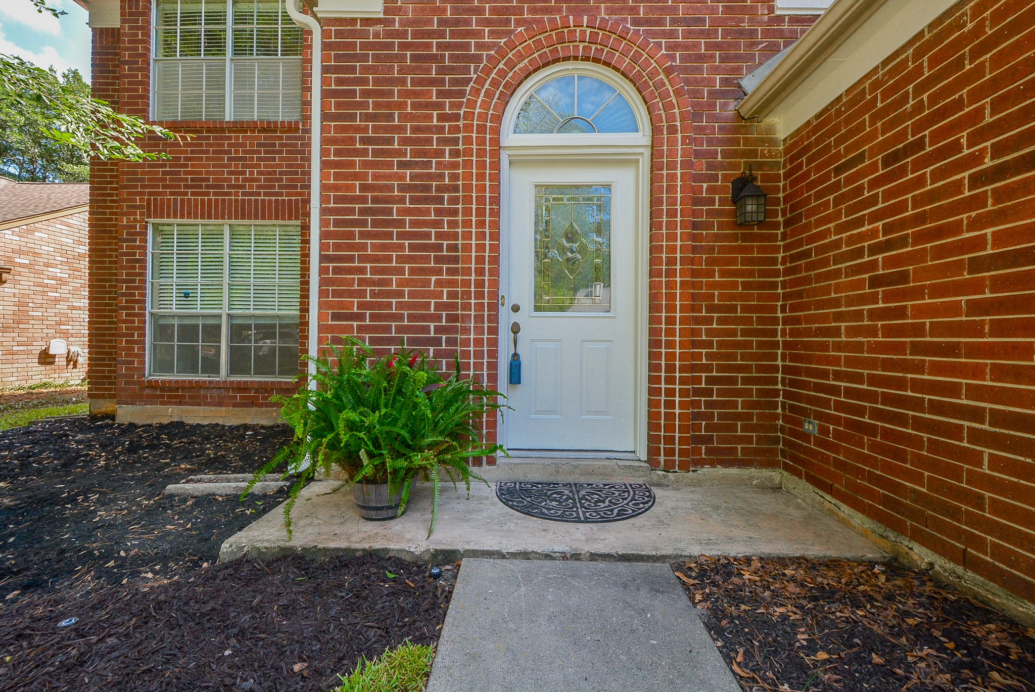 10 Ridgecross Place Property Photo 2