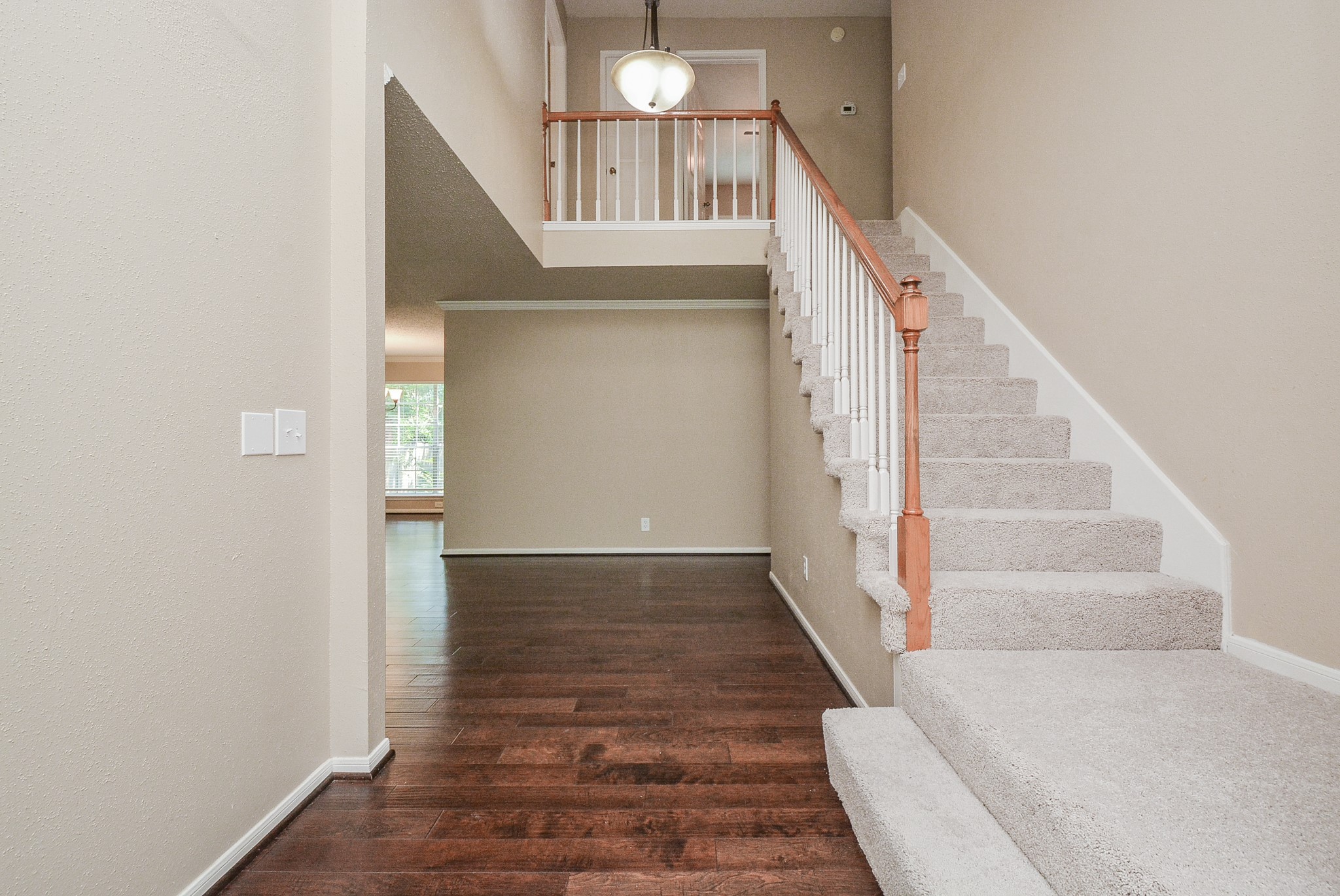 10 Ridgecross Place Property Photo 14