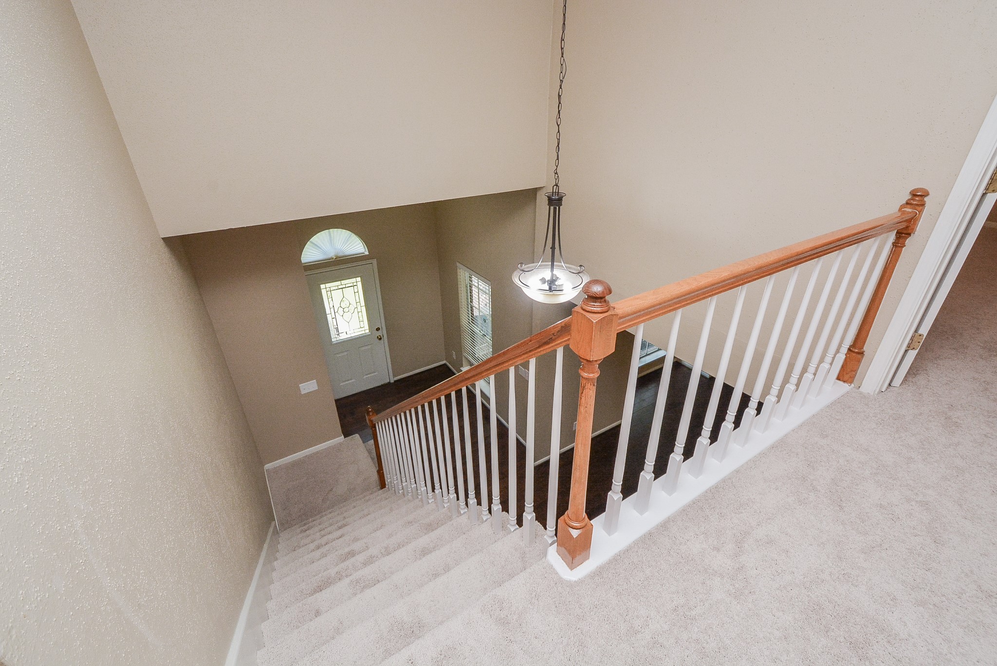 10 Ridgecross Place Property Photo 15