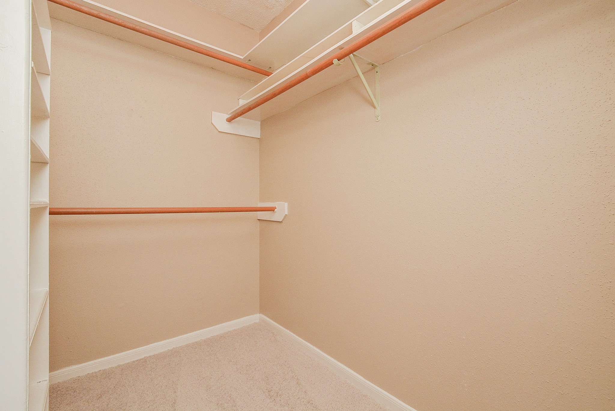 10 Ridgecross Place Property Photo 21