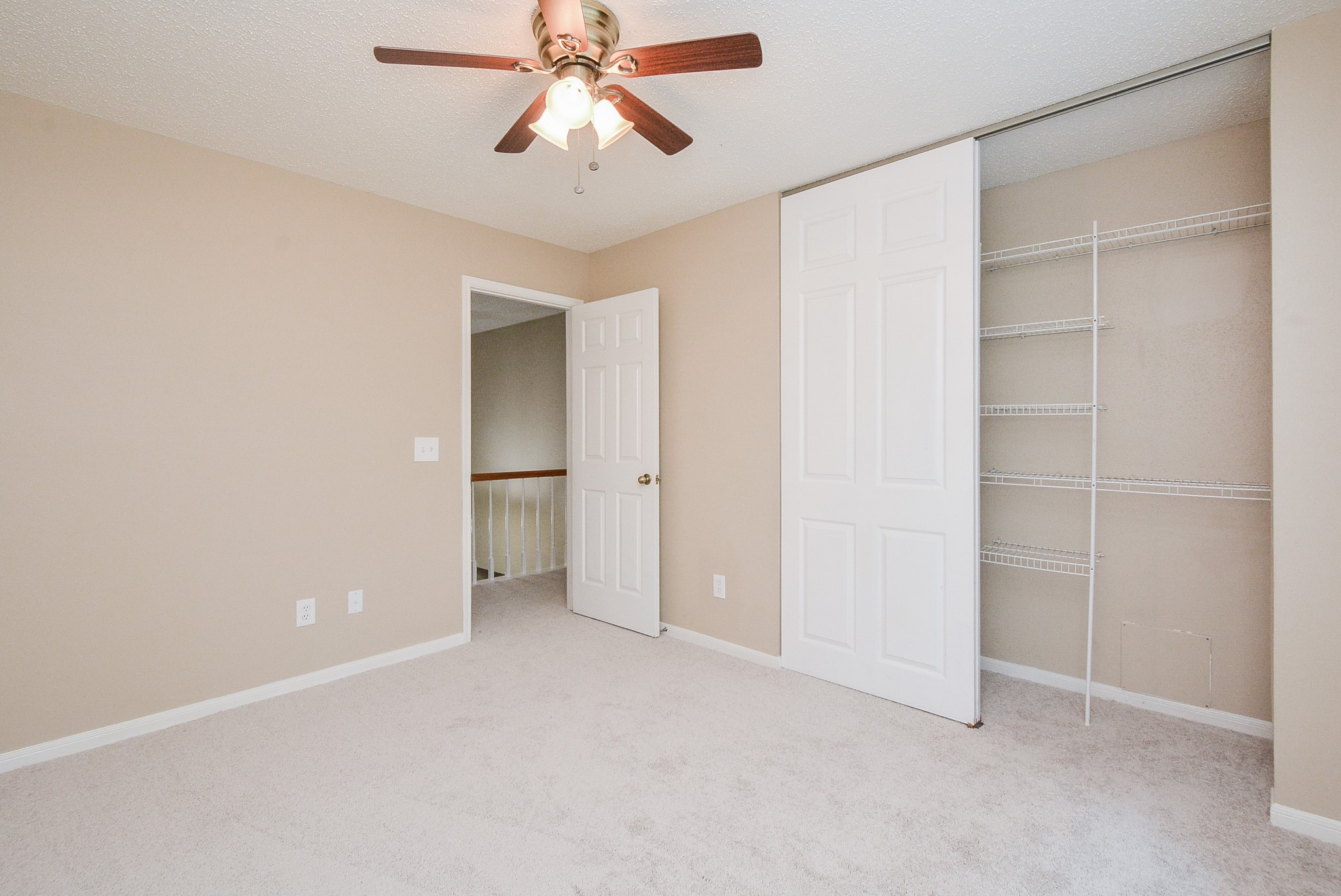 10 Ridgecross Place Property Photo 23