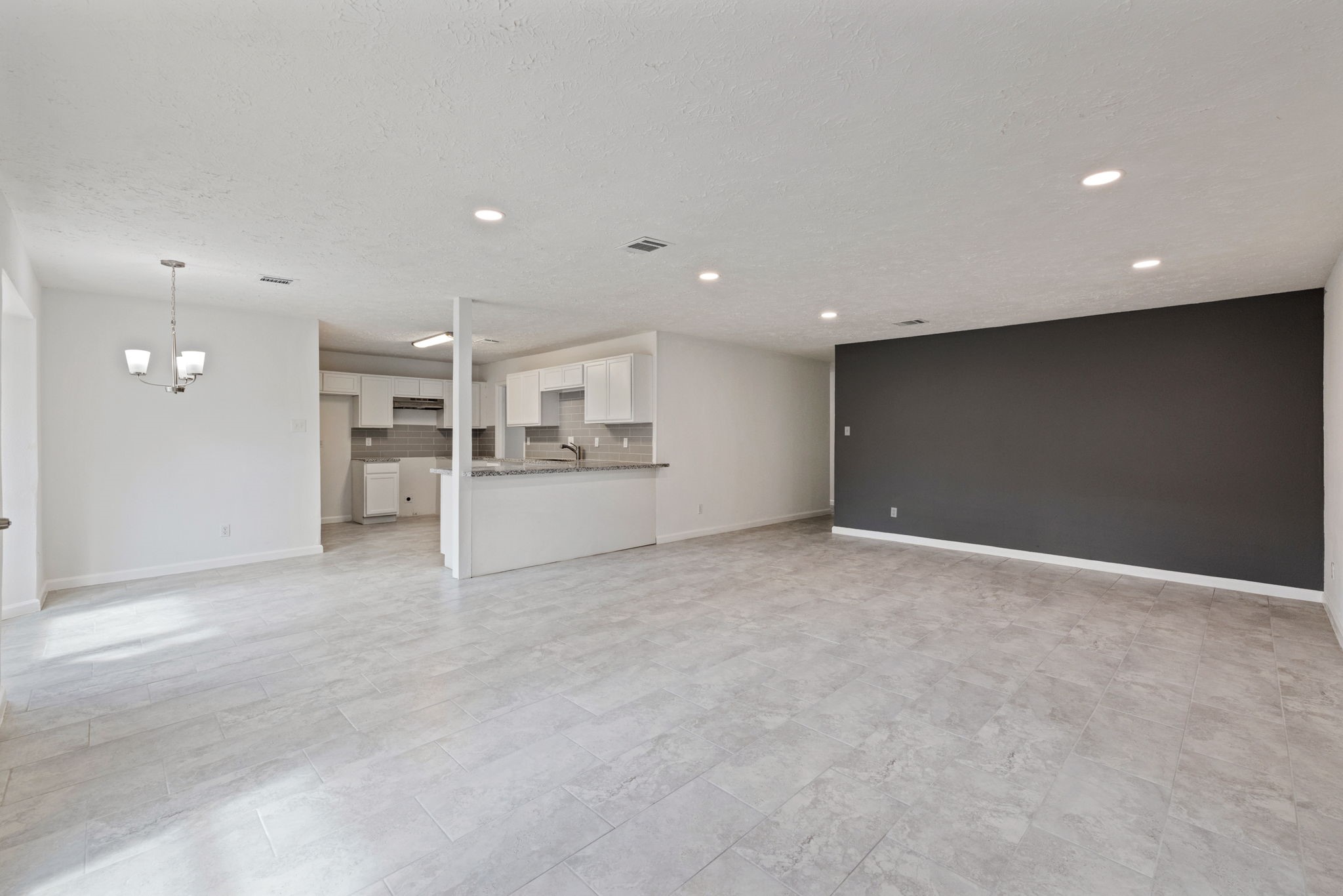 9423 Kristin Drive Property Photo 8