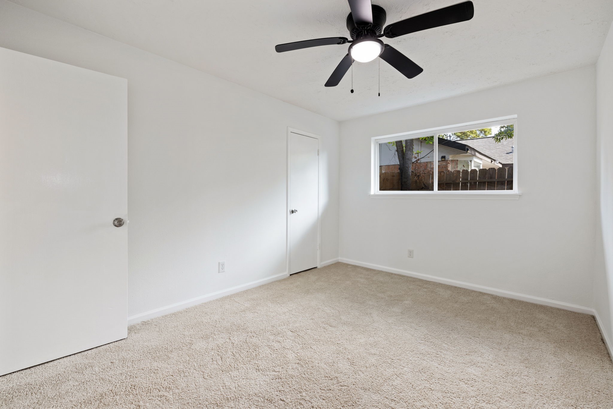 9423 Kristin Drive Property Photo 10