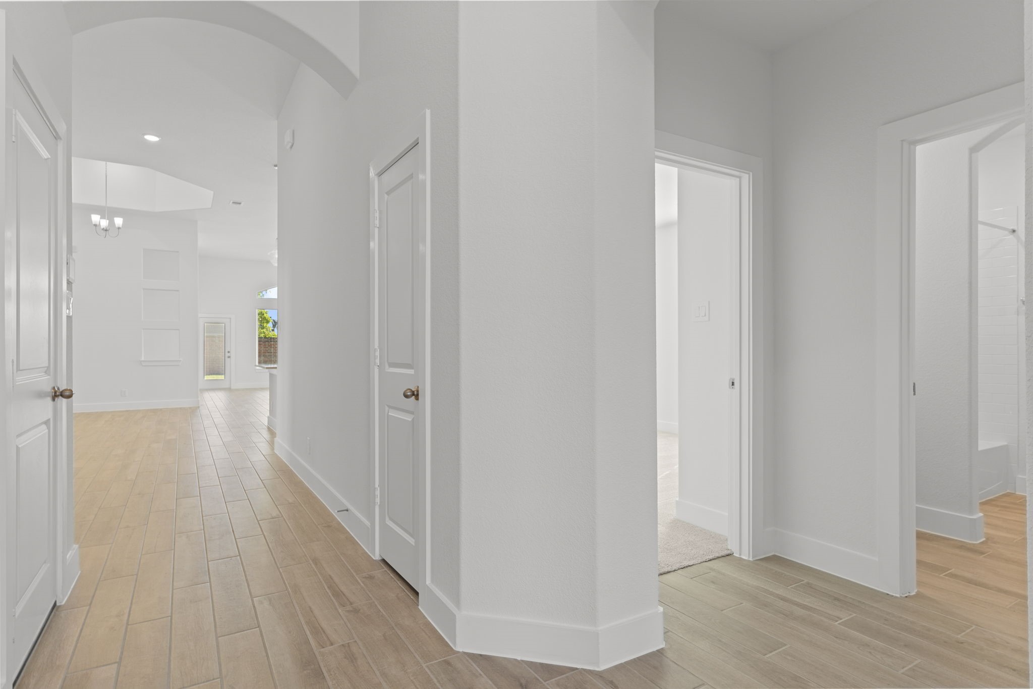 2457 Seaglass Terrace Drive Property Photo 6