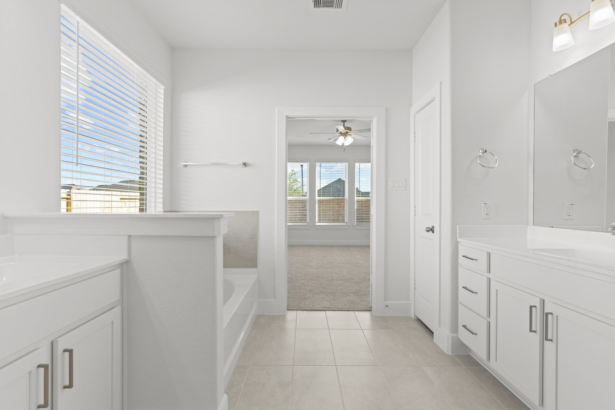 2457 Seaglass Terrace Drive Property Photo 30