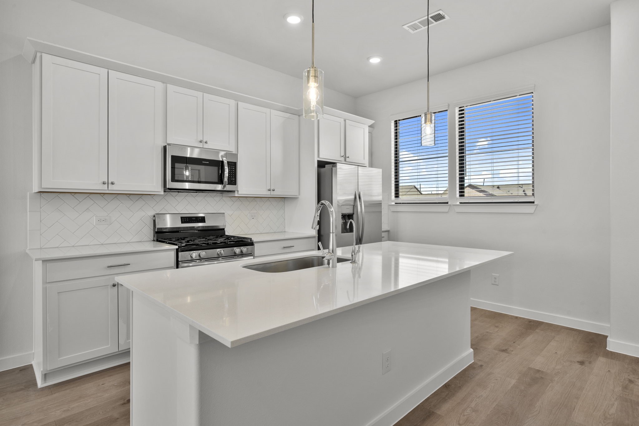1314 Mercantile Street Property Photo 6