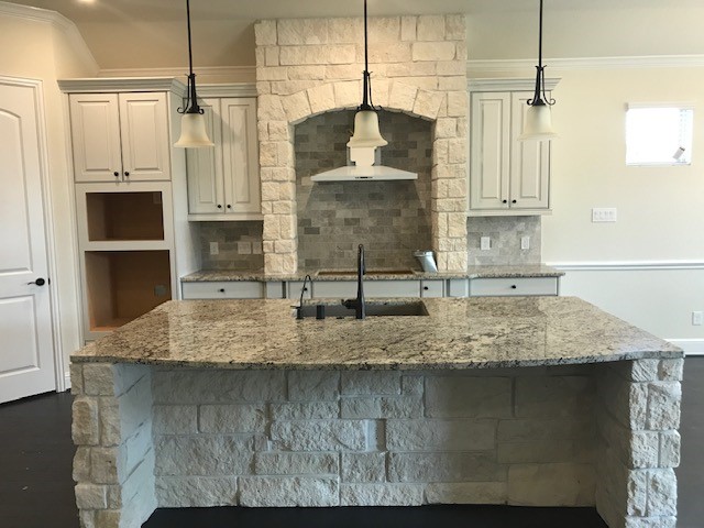 3750 Pinebrook Hollow Lane Property Photo 6
