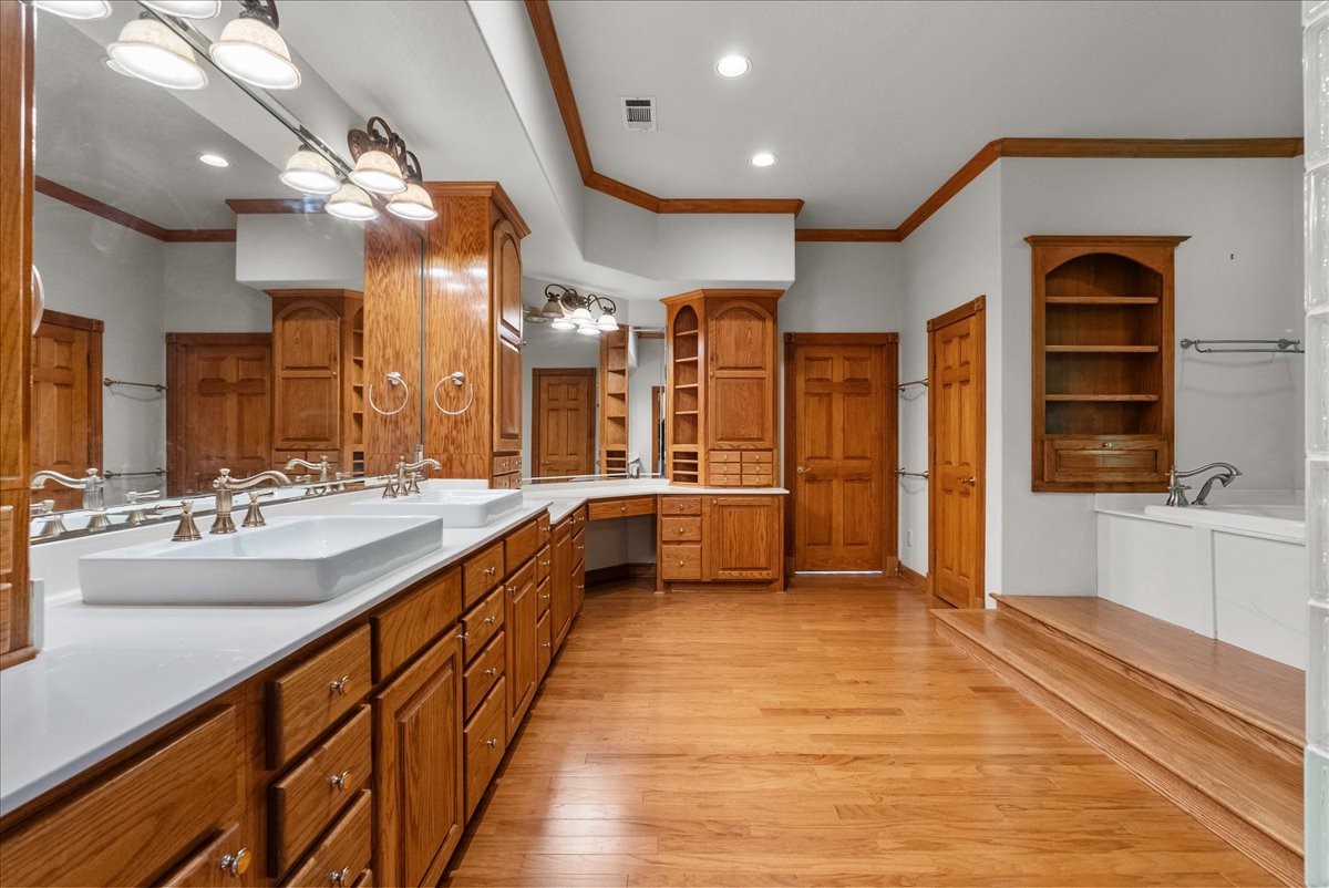 7306 Live Oak Circle Property Photo 14