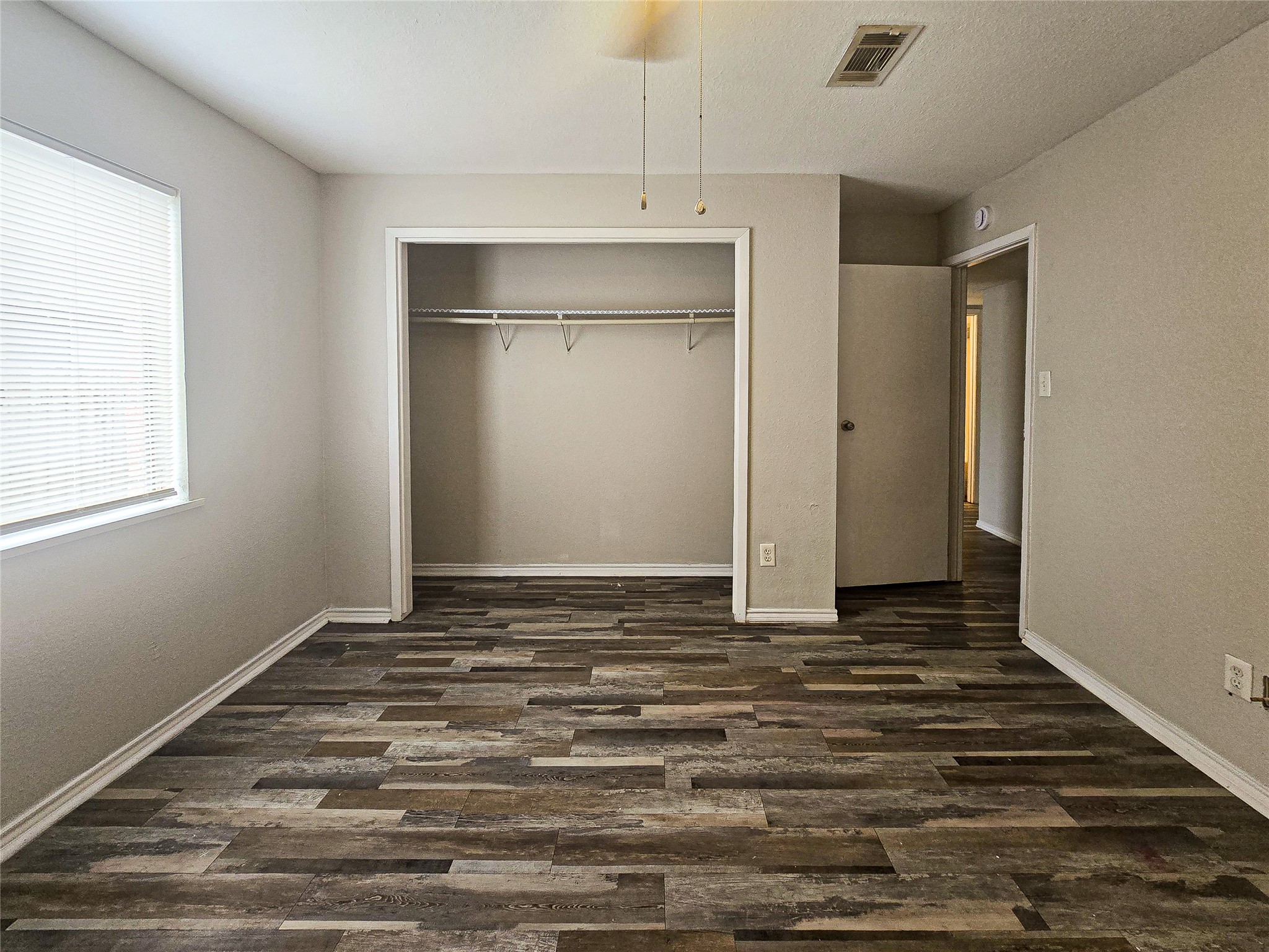 398 Duroux Road A Property Photo 2