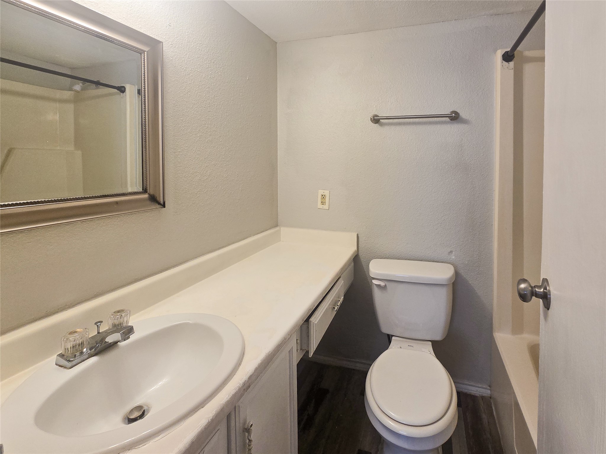 398 Duroux Road A Property Photo 6