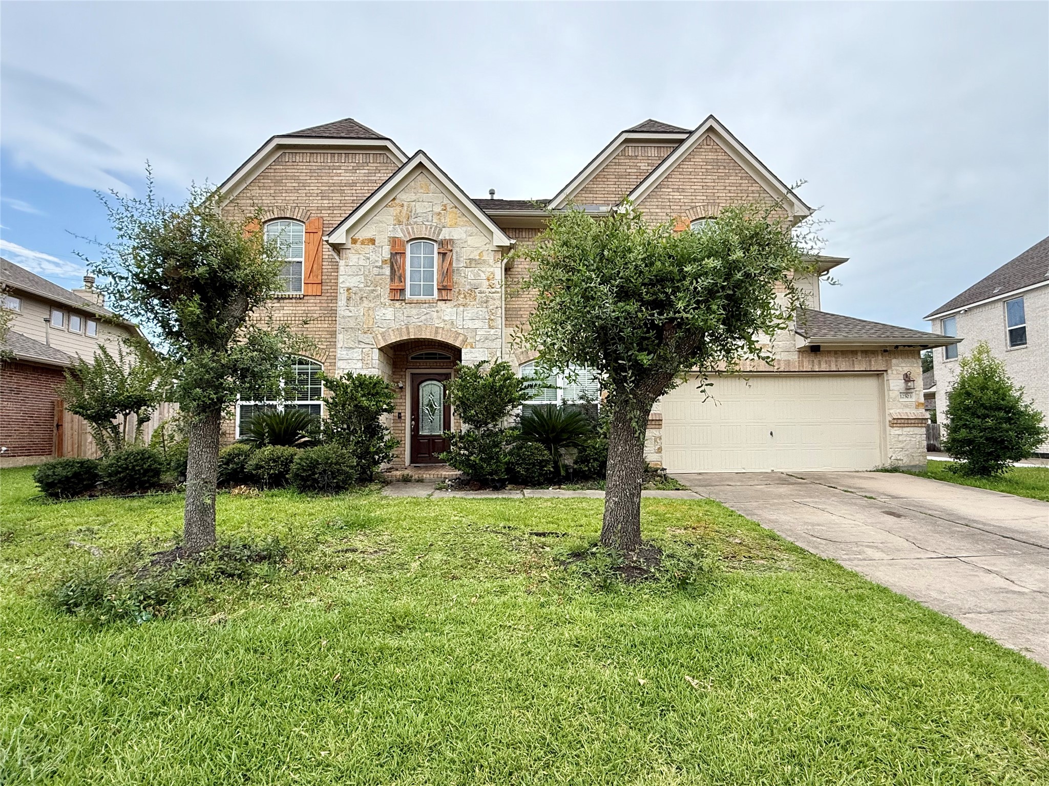 12503 Peppercreek Ln Property Photo 2