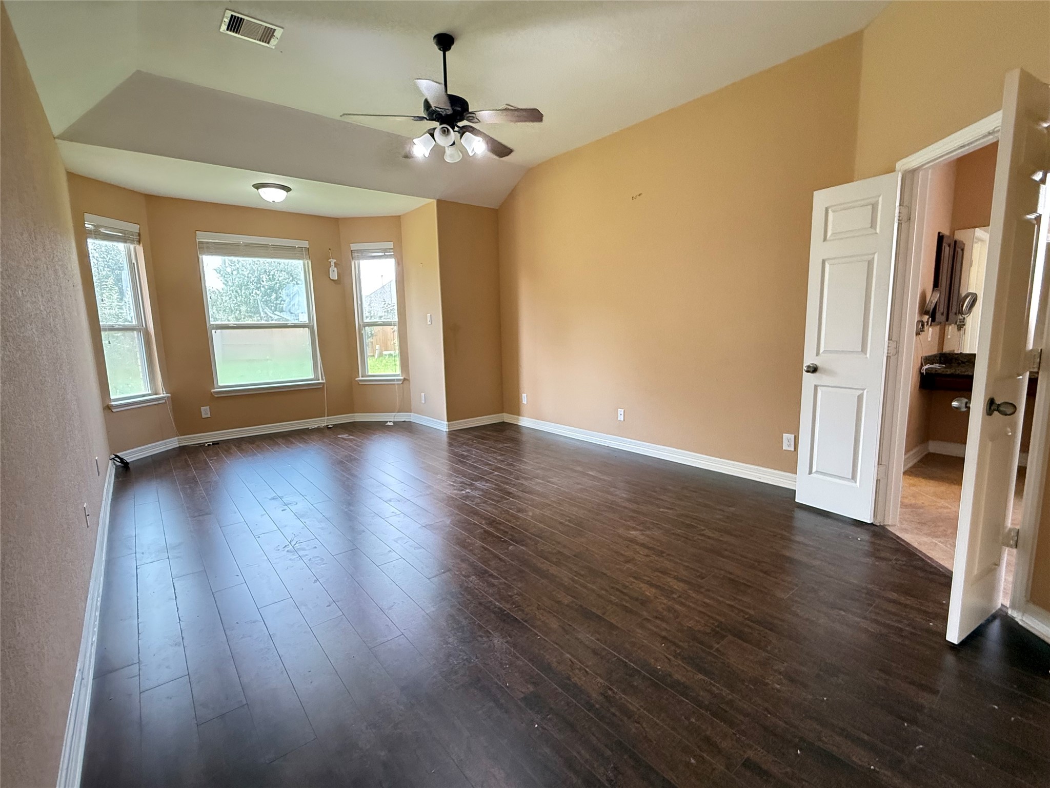 12503 Peppercreek Ln Property Photo 29