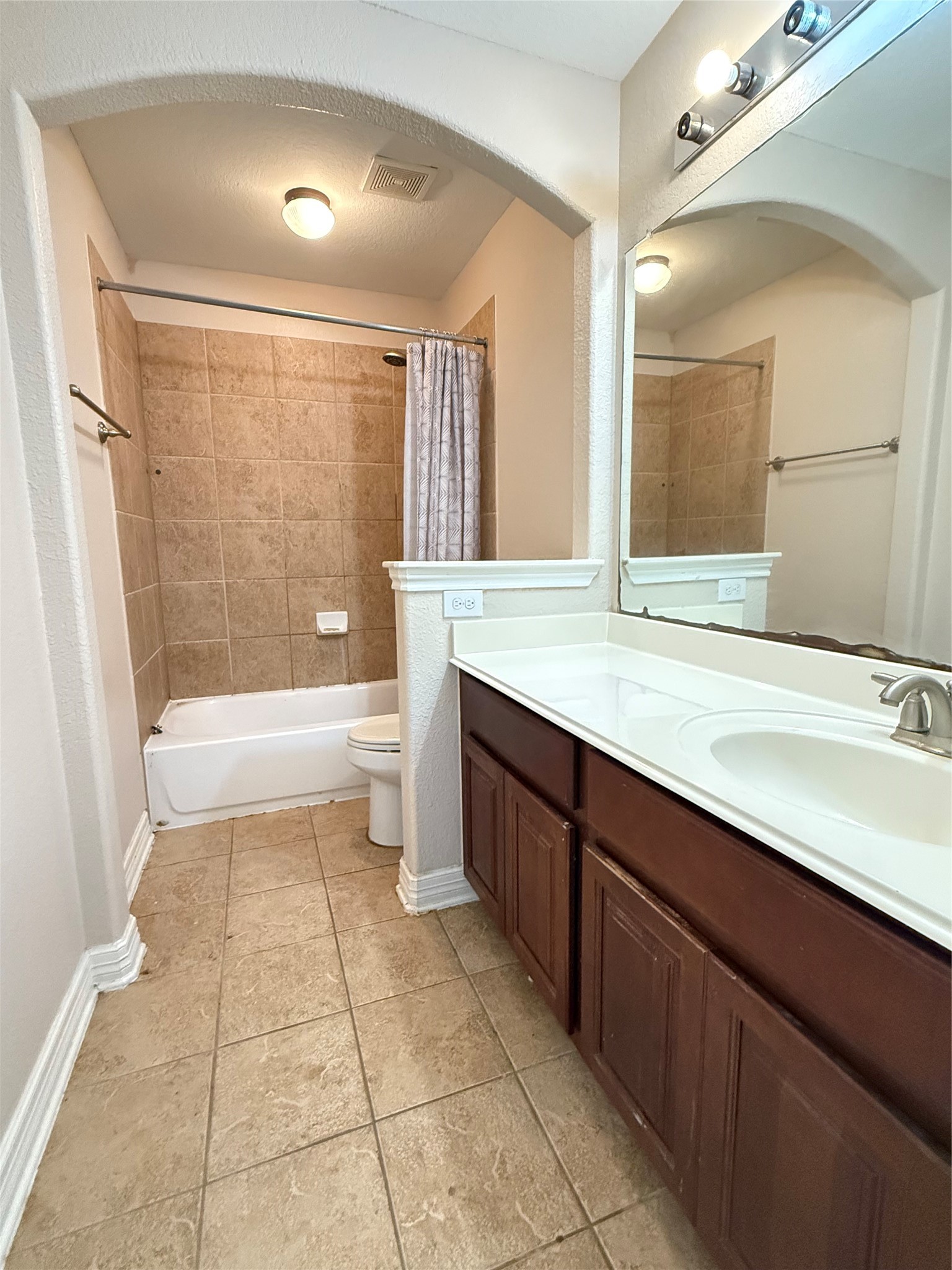 12503 Peppercreek Ln Property Photo 39