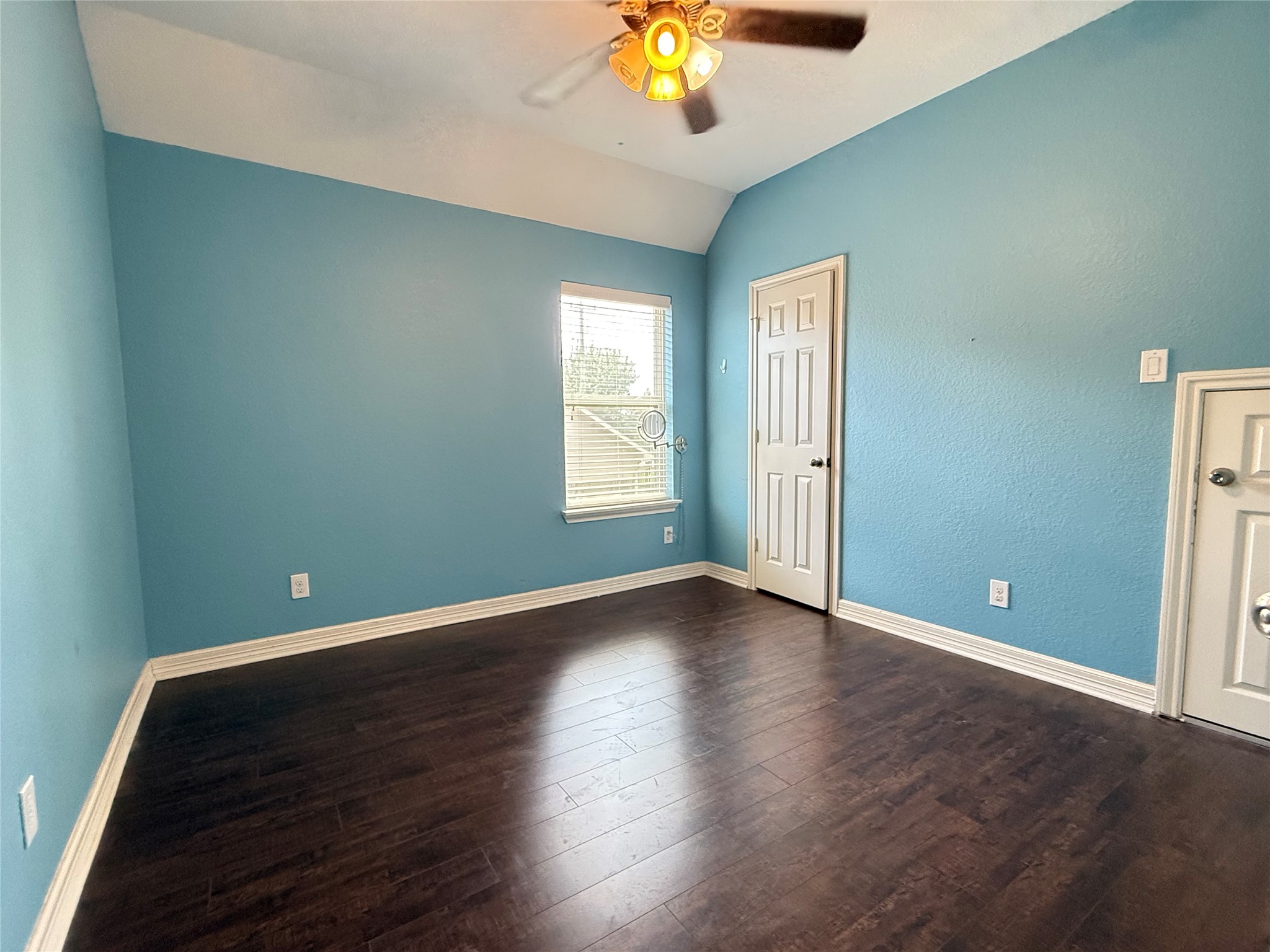 12503 Peppercreek Ln Property Photo 48