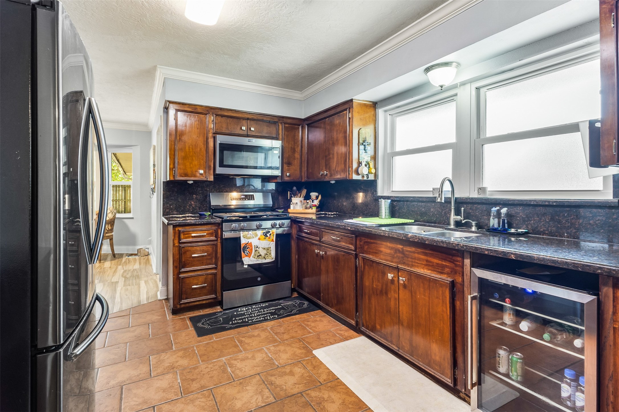 1527 17th Avenue N Property Photo 25
