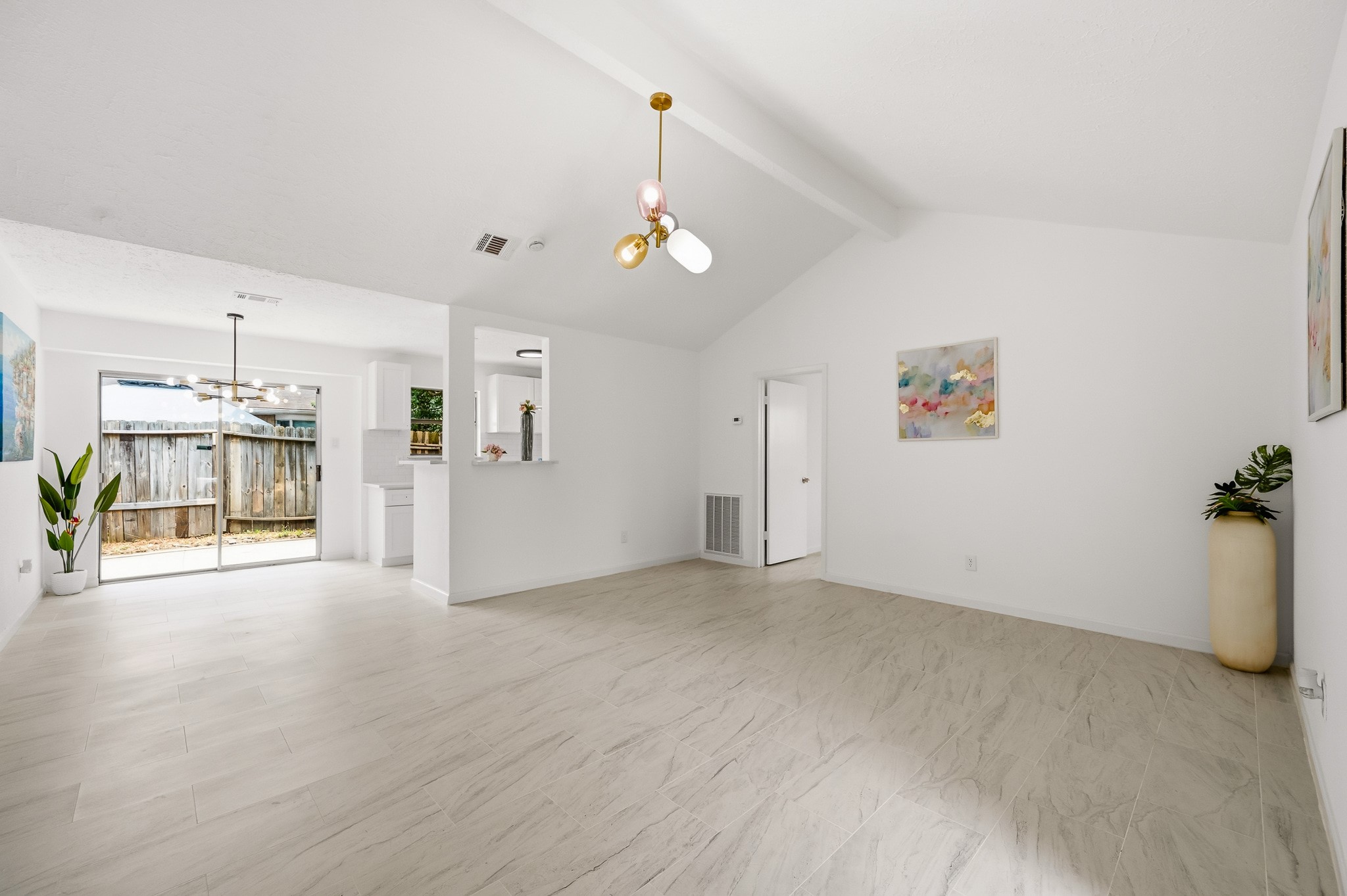 7310 Londres Drive Property Photo 5