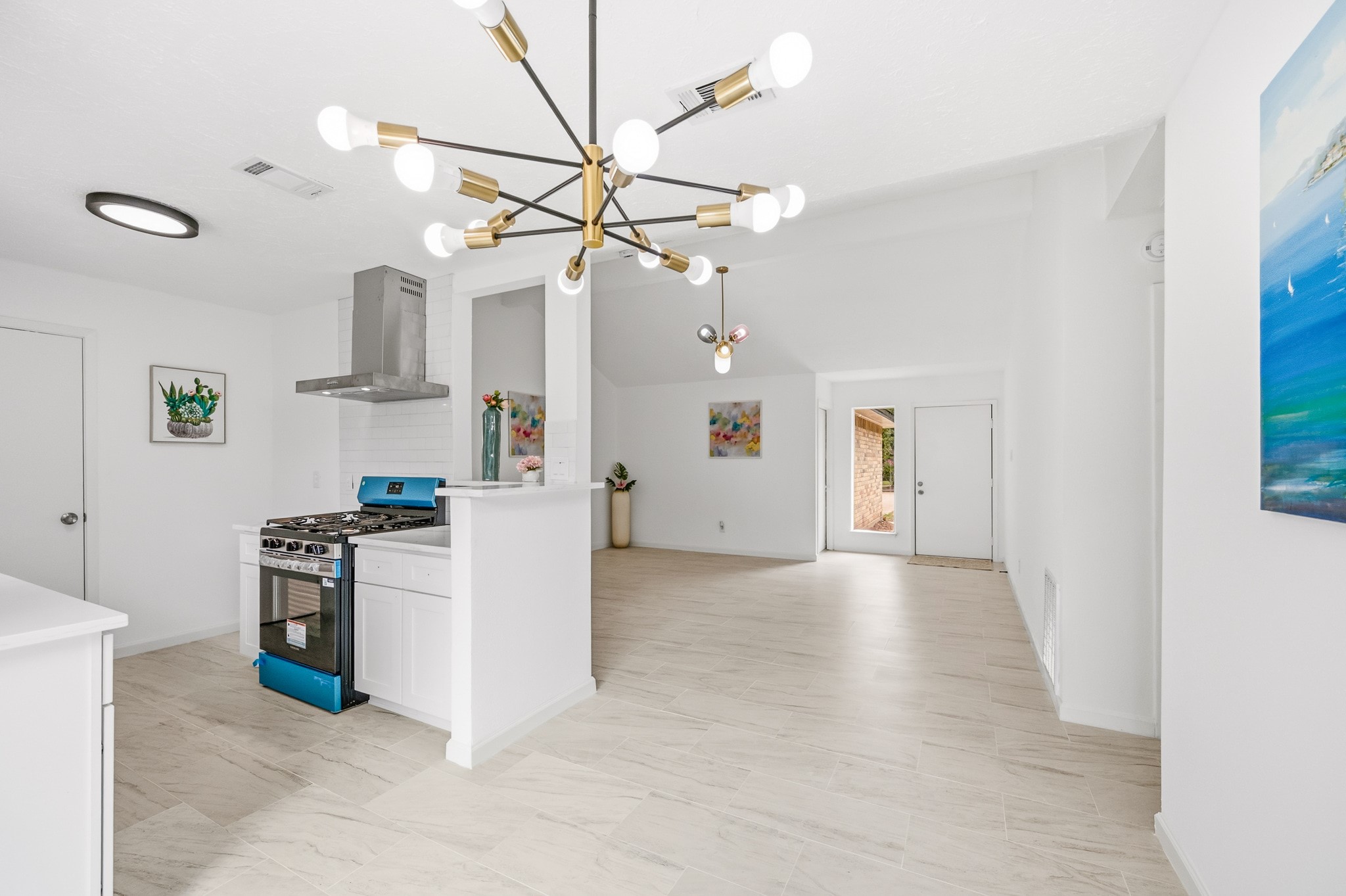 7310 Londres Drive Property Photo 11