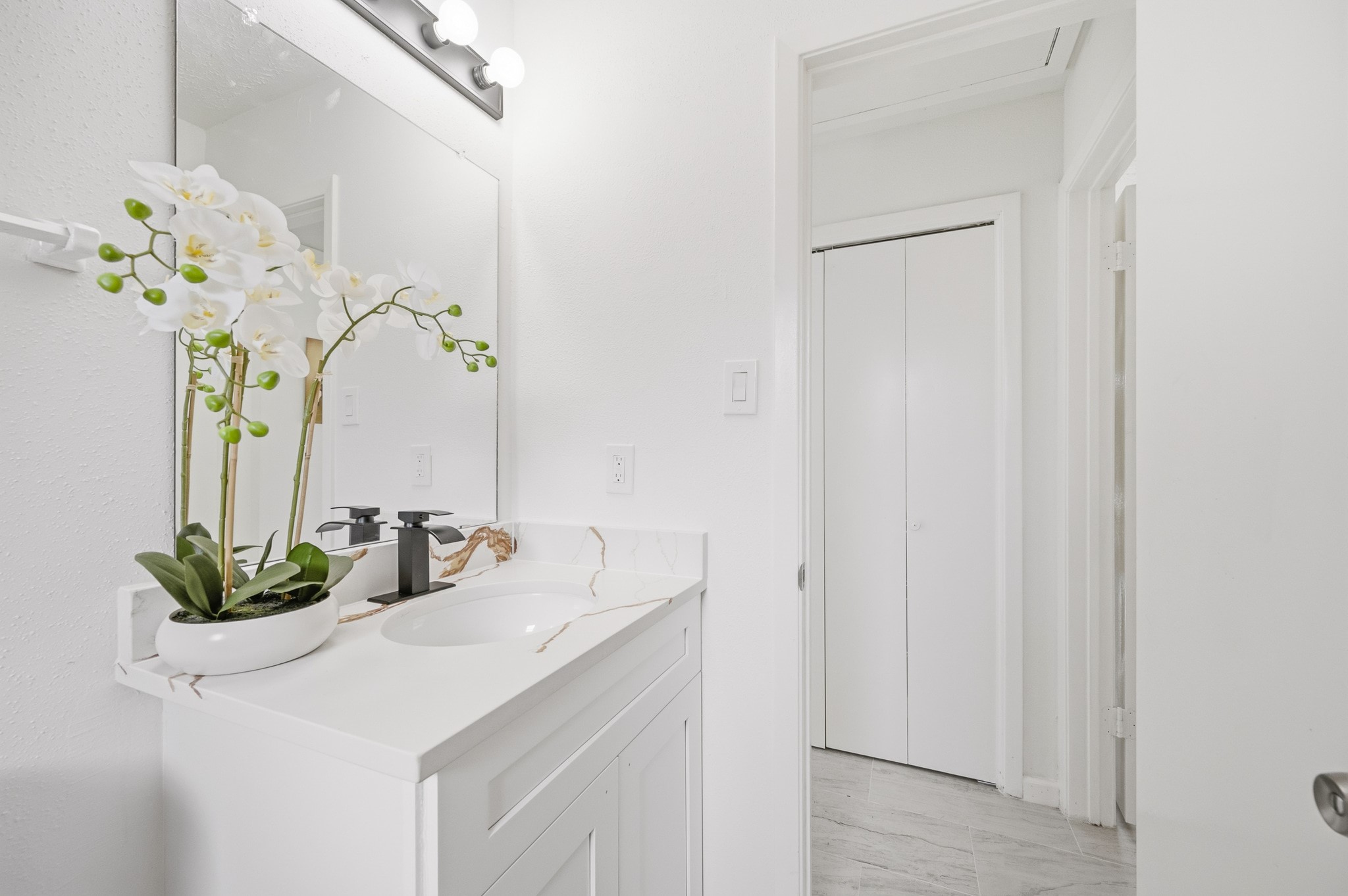 7310 Londres Drive Property Photo 15