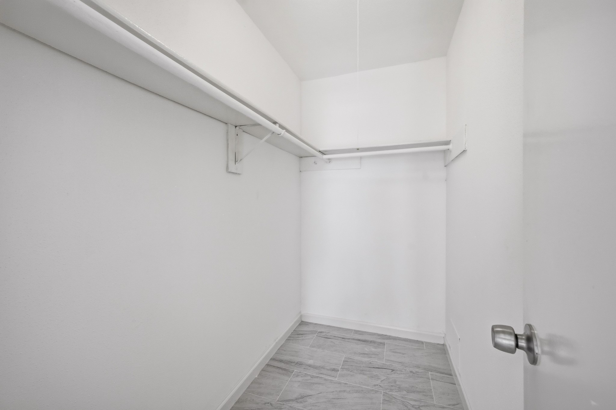 7310 Londres Drive Property Photo 17