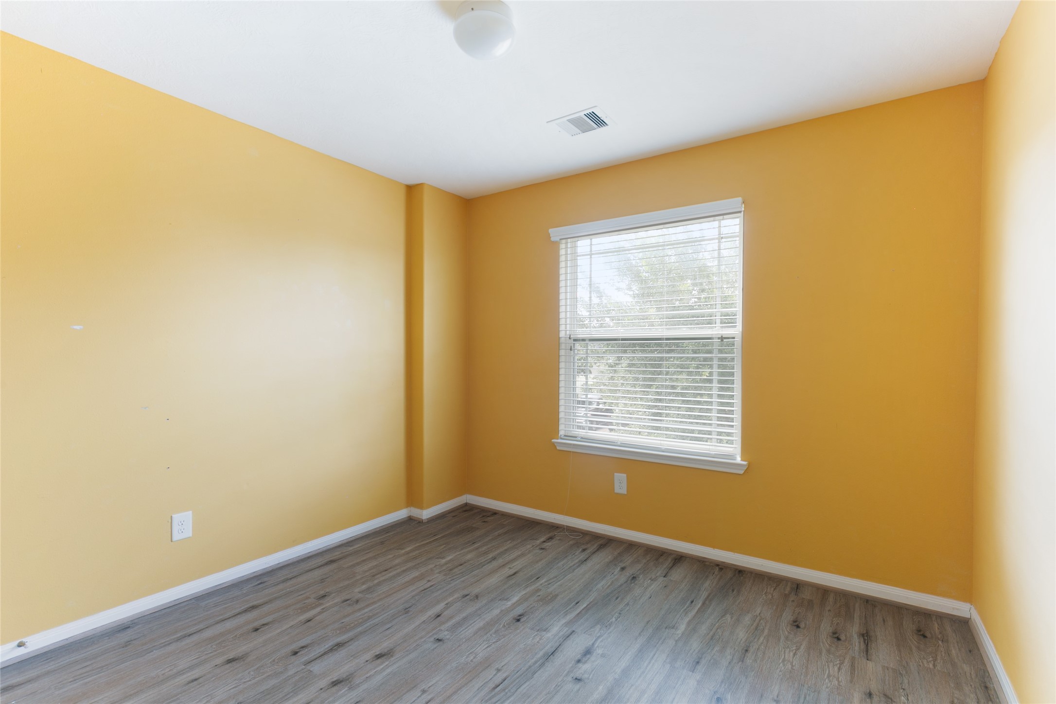 20323 Mathis Landing Drive Property Photo 11