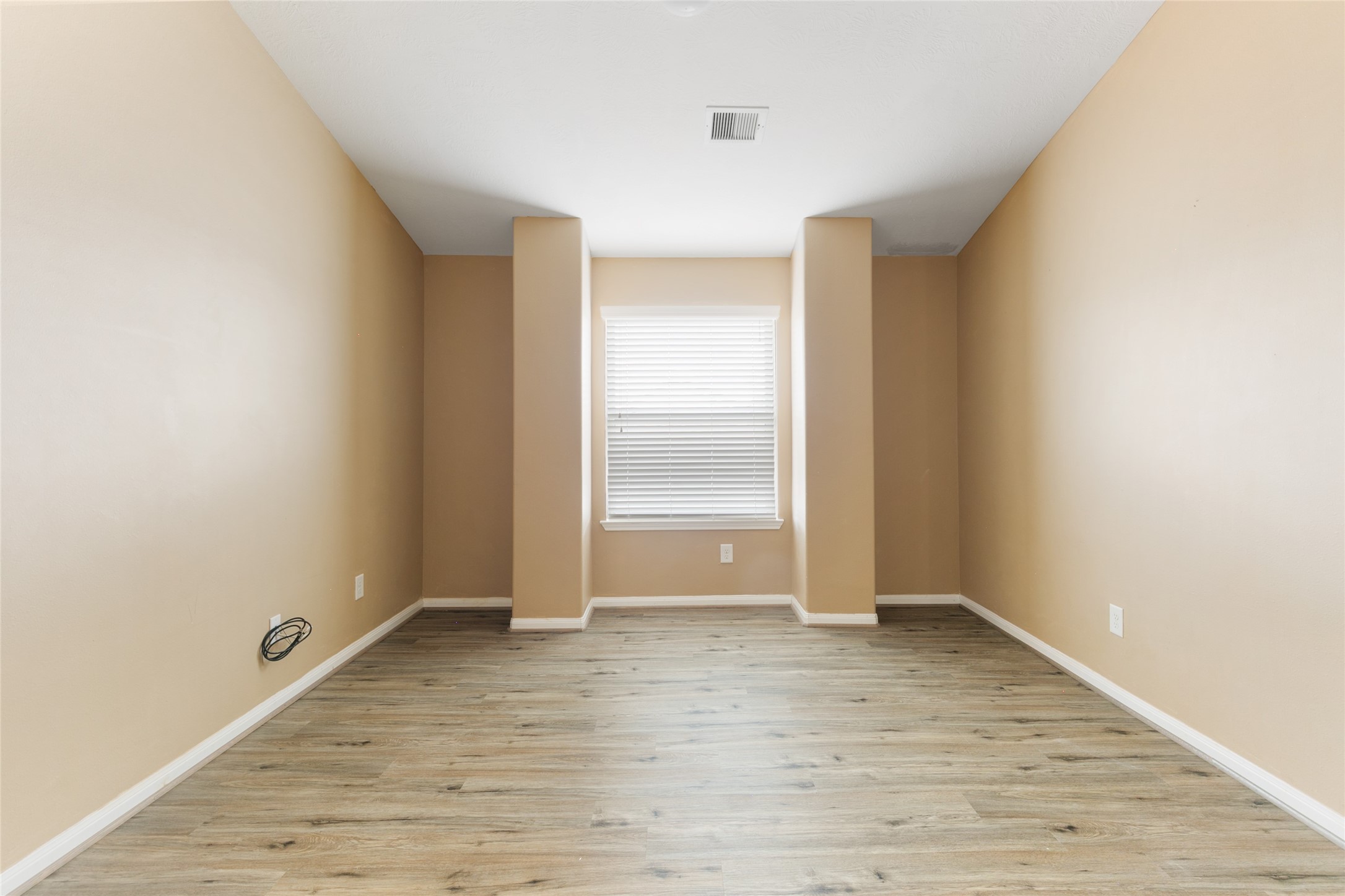 20323 Mathis Landing Drive Property Photo 14