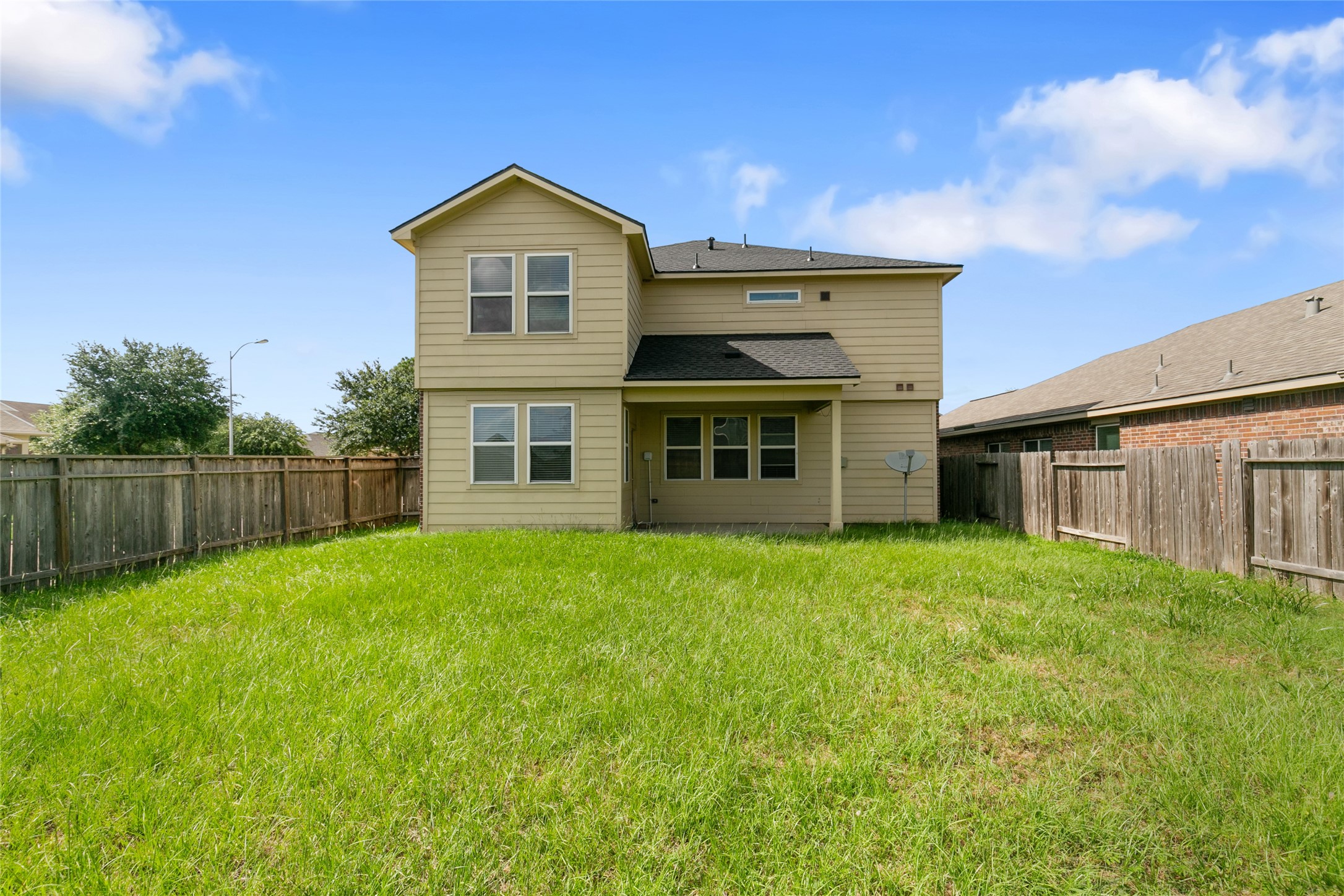 20323 Mathis Landing Drive Property Photo 17