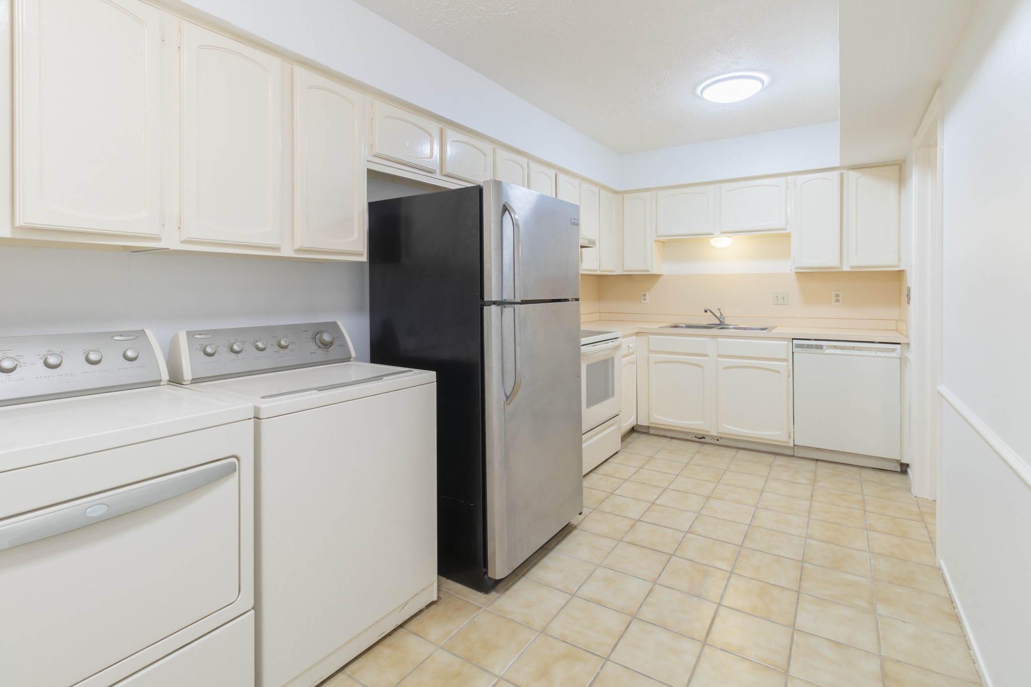 429 N Post Oak Lane 429 Property Photo 15