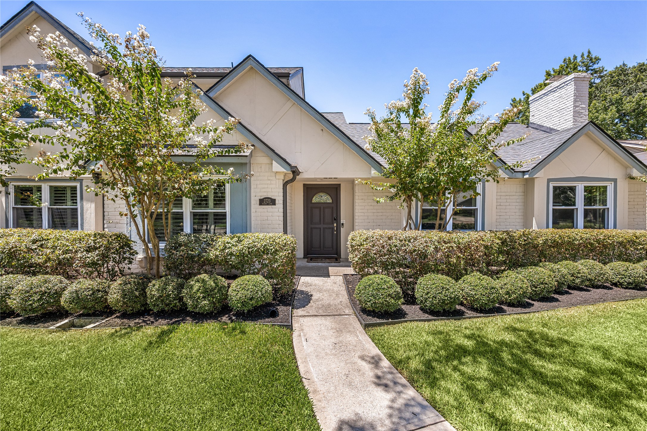 2723 Kismet Lane Property Photo 3