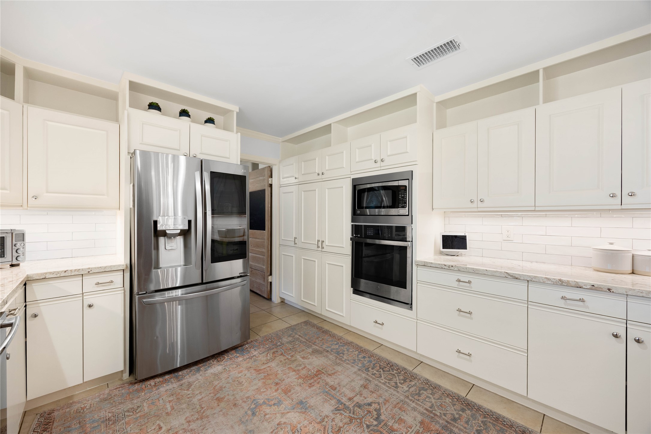 2723 Kismet Lane Property Photo 10