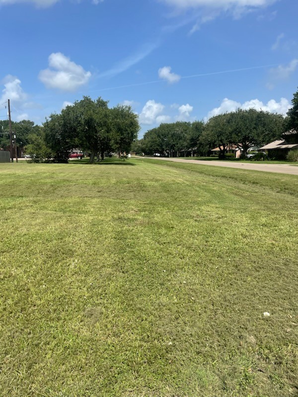 1800 Leissner Street Property Photo 2