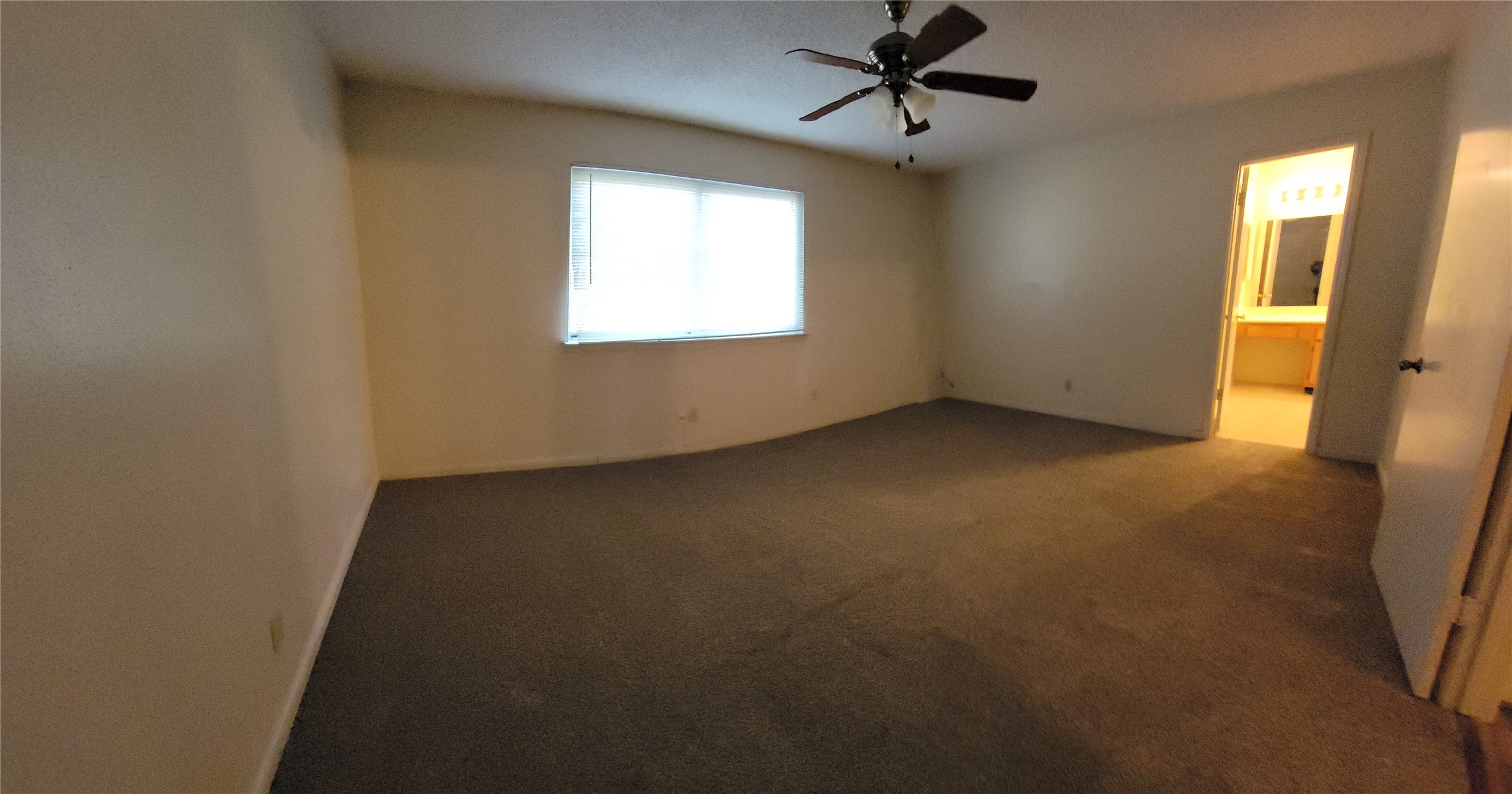 2139 Shiveley Circle Property Photo 27