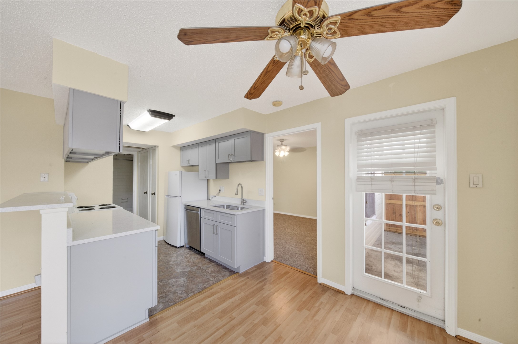 2750 Holly Hall Street 1706 Property Photo 10