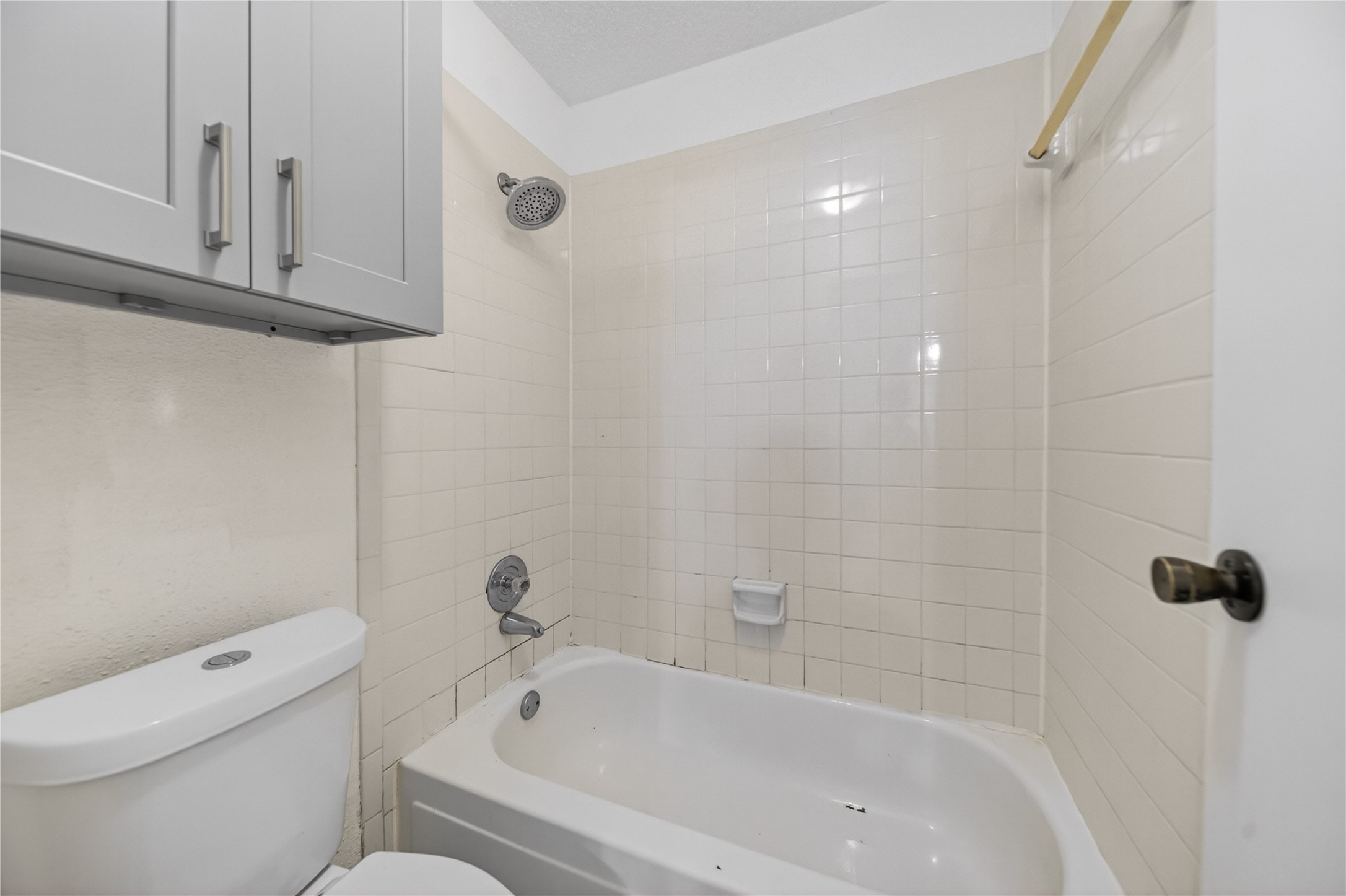 2750 Holly Hall Street 1706 Property Photo 22