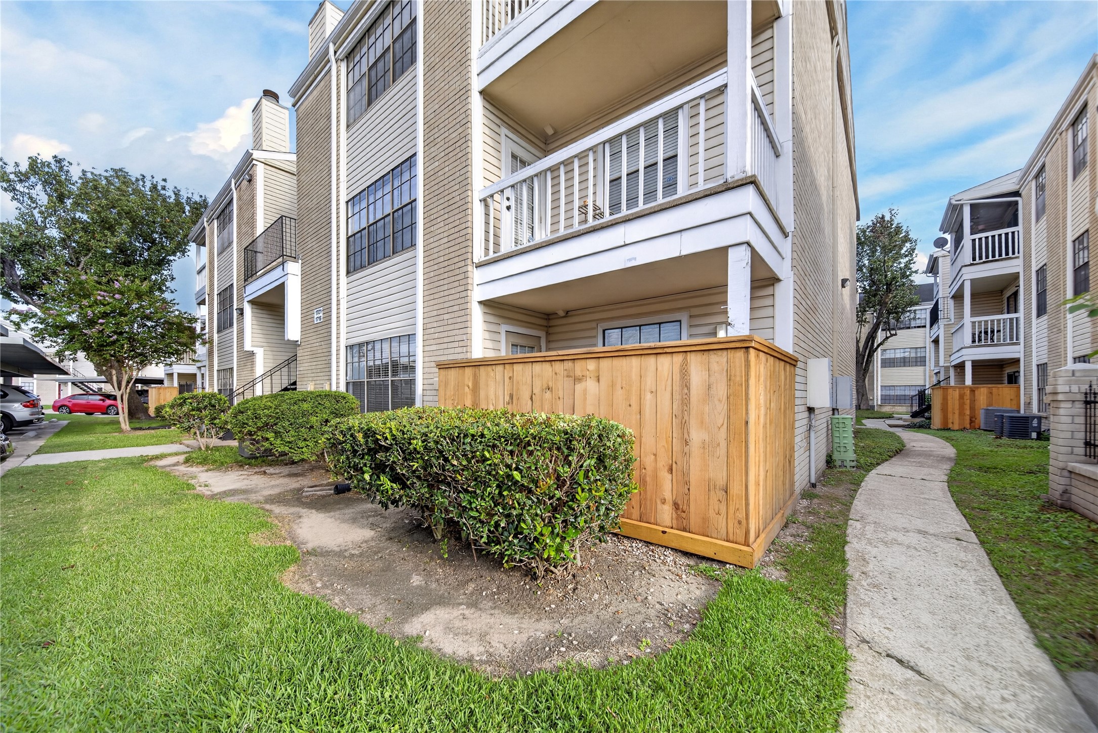 2750 Holly Hall Street 1706 Property Photo 26